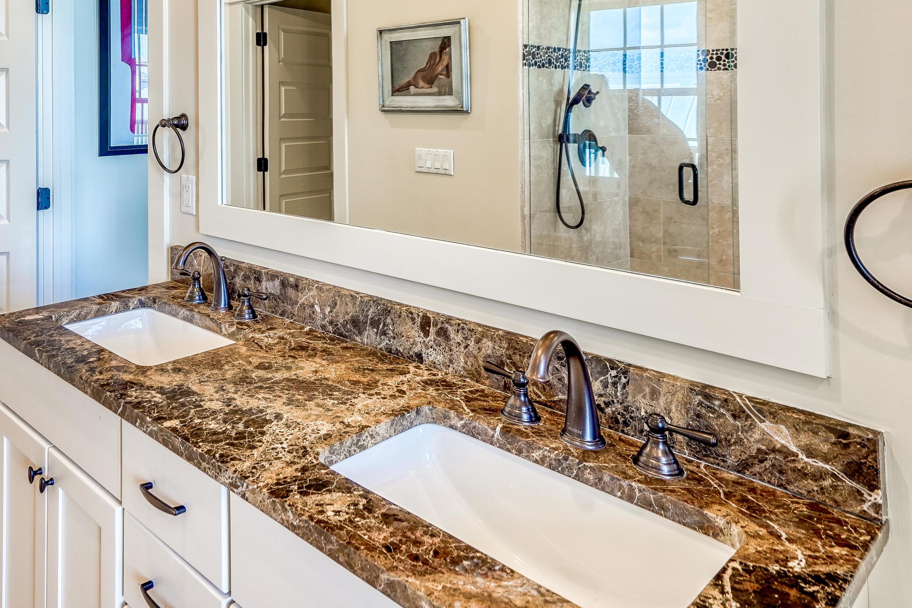 PROMINENCE/LUXURY TOWNHOMES - Residential