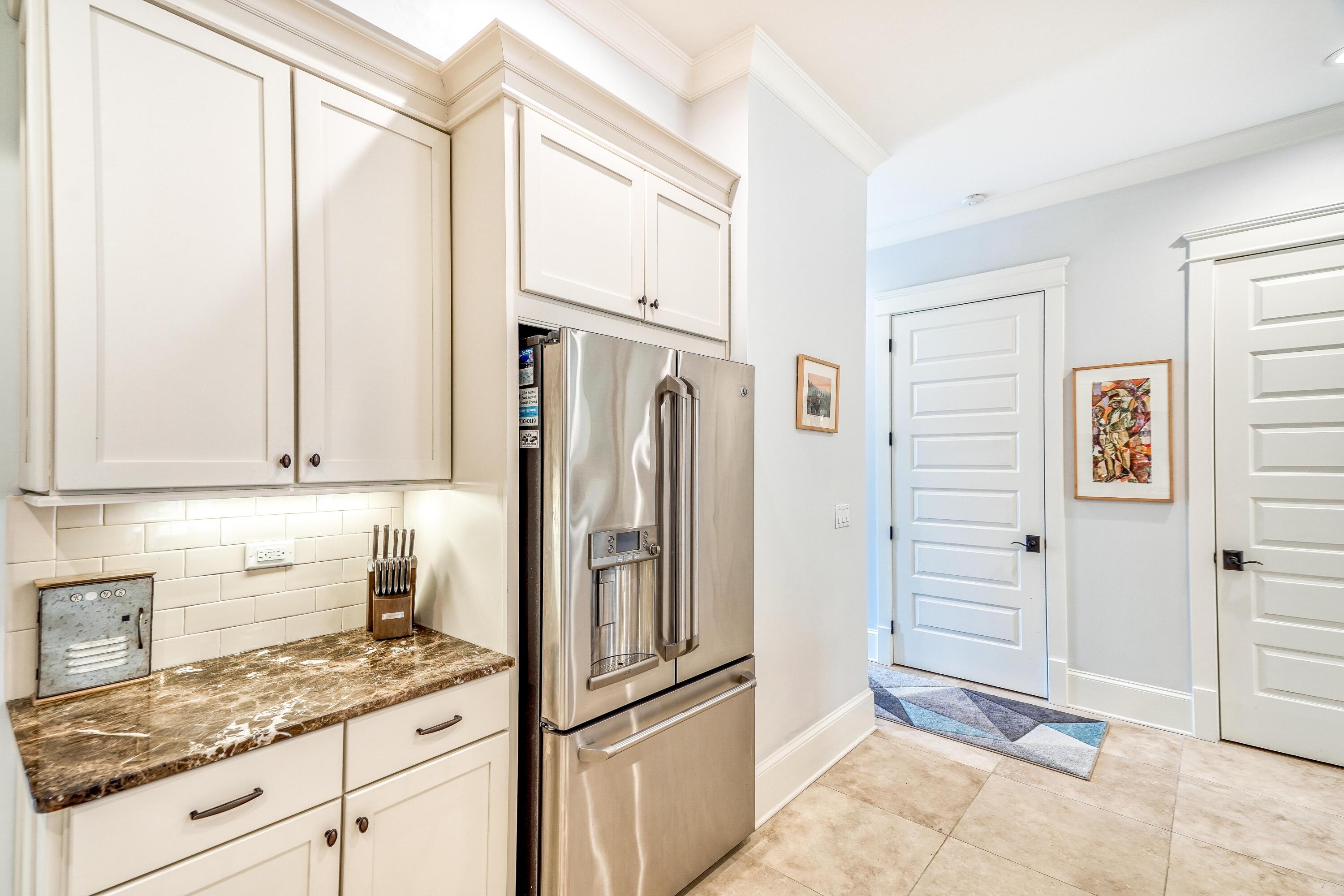 PROMINENCE/LUXURY TOWNHOMES - Residential