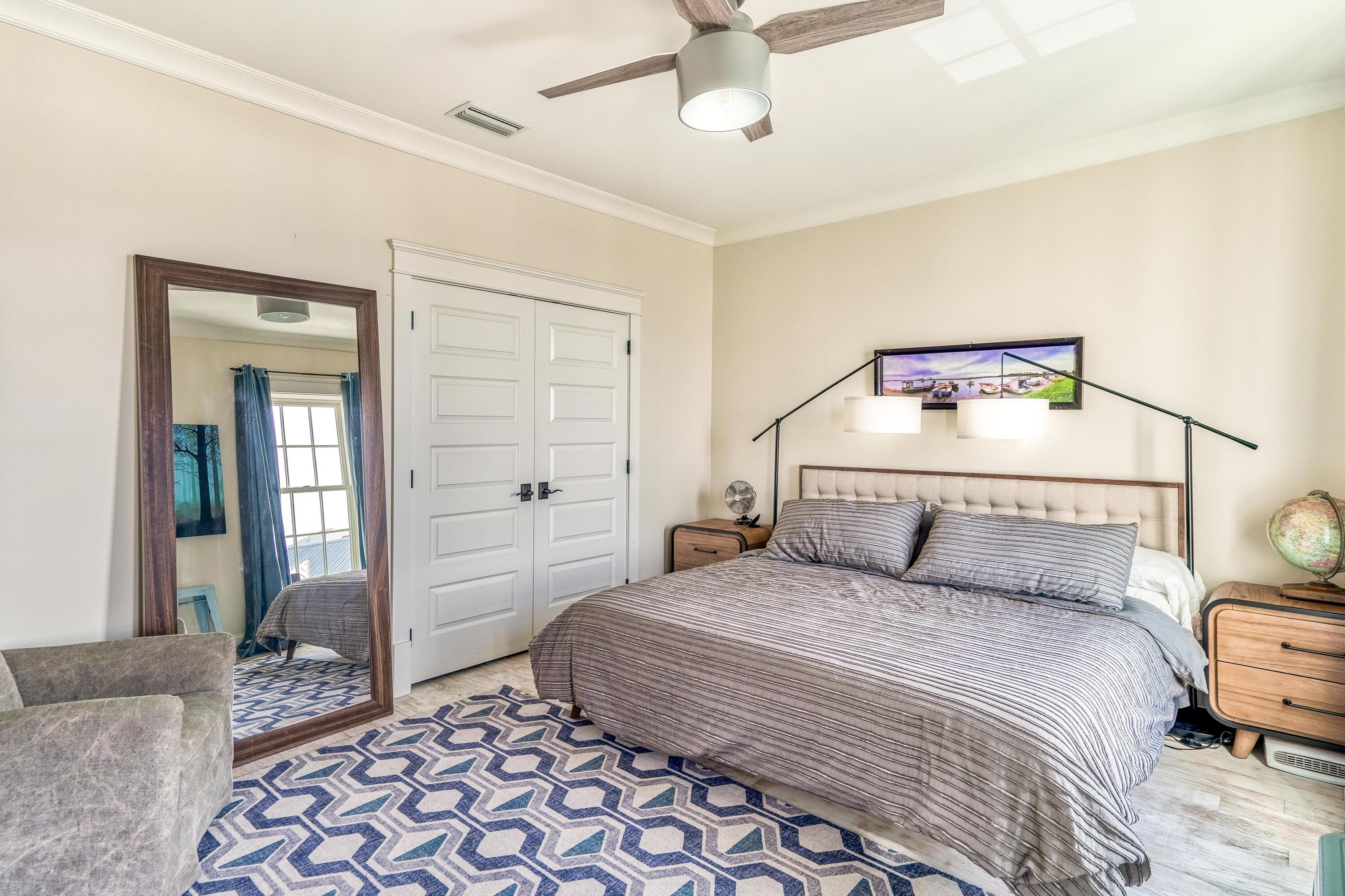 PROMINENCE/LUXURY TOWNHOMES - Residential