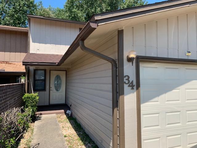 Lovely town home on a very quiet, dead-end street. Plenty of kitchen cabinet/counter space; covered back porch and additional storage; all bedrooms upstairs. Located directly behind the Jet Drive sports complex.