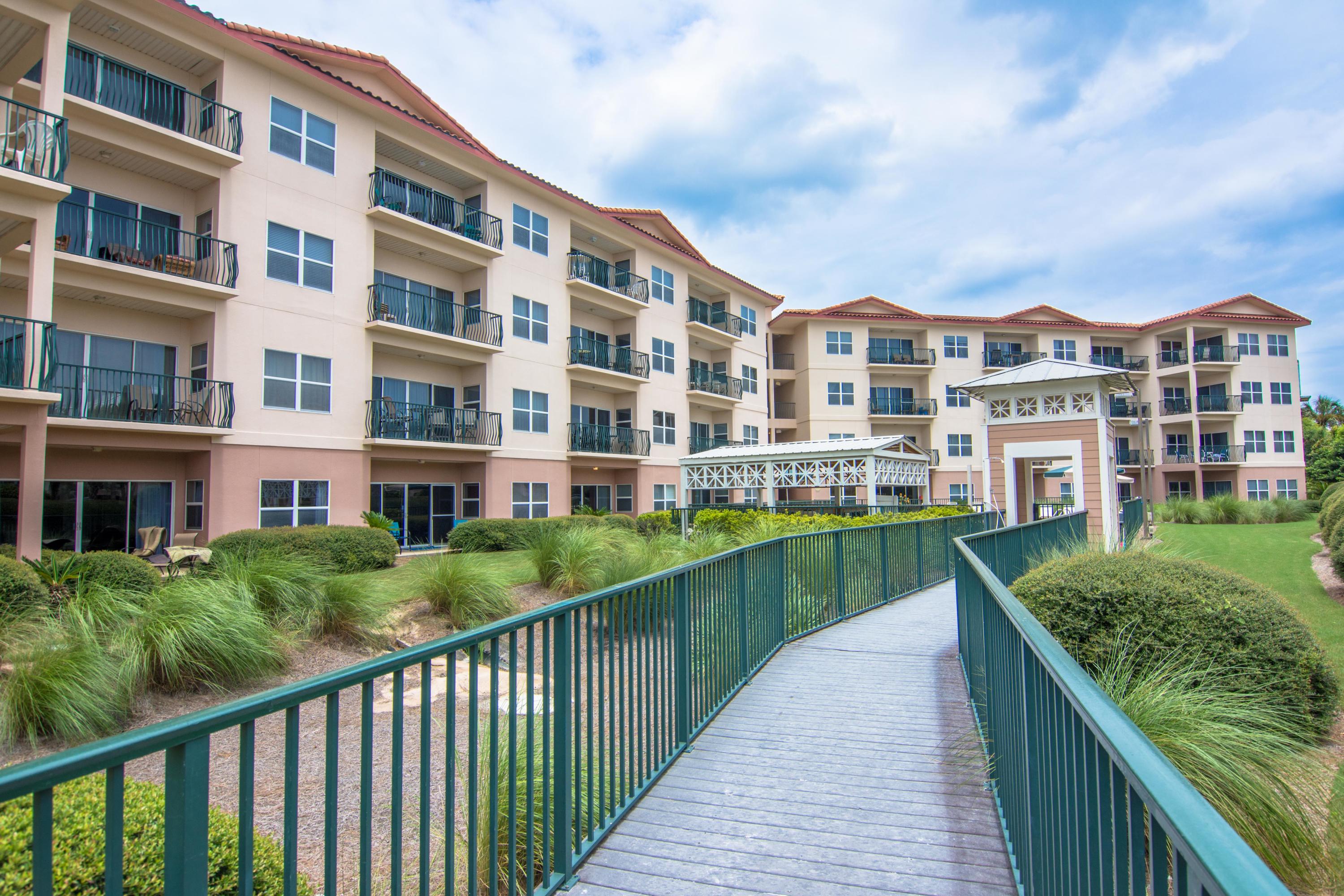 EMERALD WATERS - Residential