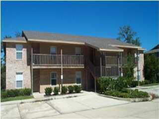 ************CREEKSIDE APARTMENTS************* DELIGHTFUL 2 BEDROOM 2 BATH END UNIT APARTMENT WITH GREAT SIZE UTILITY ROOM. OPEN FLOORPLAN LOTS OF LIGHT. CALL TODAY FOR AN APPOINTMENT TO VIEW. SORRY NO PETS.  *All Coastal Realty Services residents are enrolled in the Resident Benefits Package (RBP) which includes renters insurance, HVAC air filter delivery (for applicable properties) and our best-in-class resident rewards program and much more! More details upon application.*