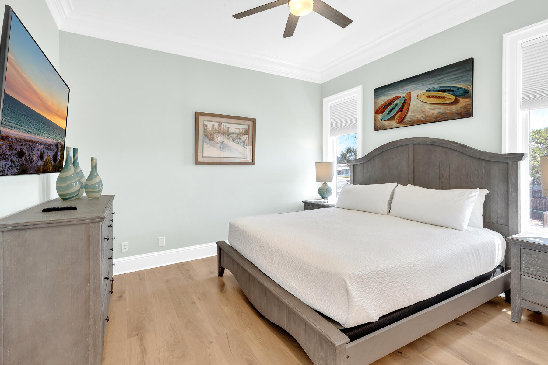 LAGUNA BEACH - Residential