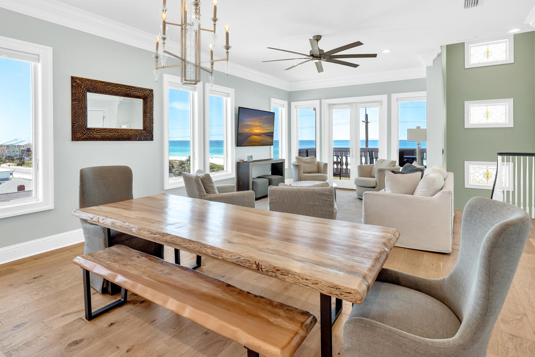 LAGUNA BEACH - Residential