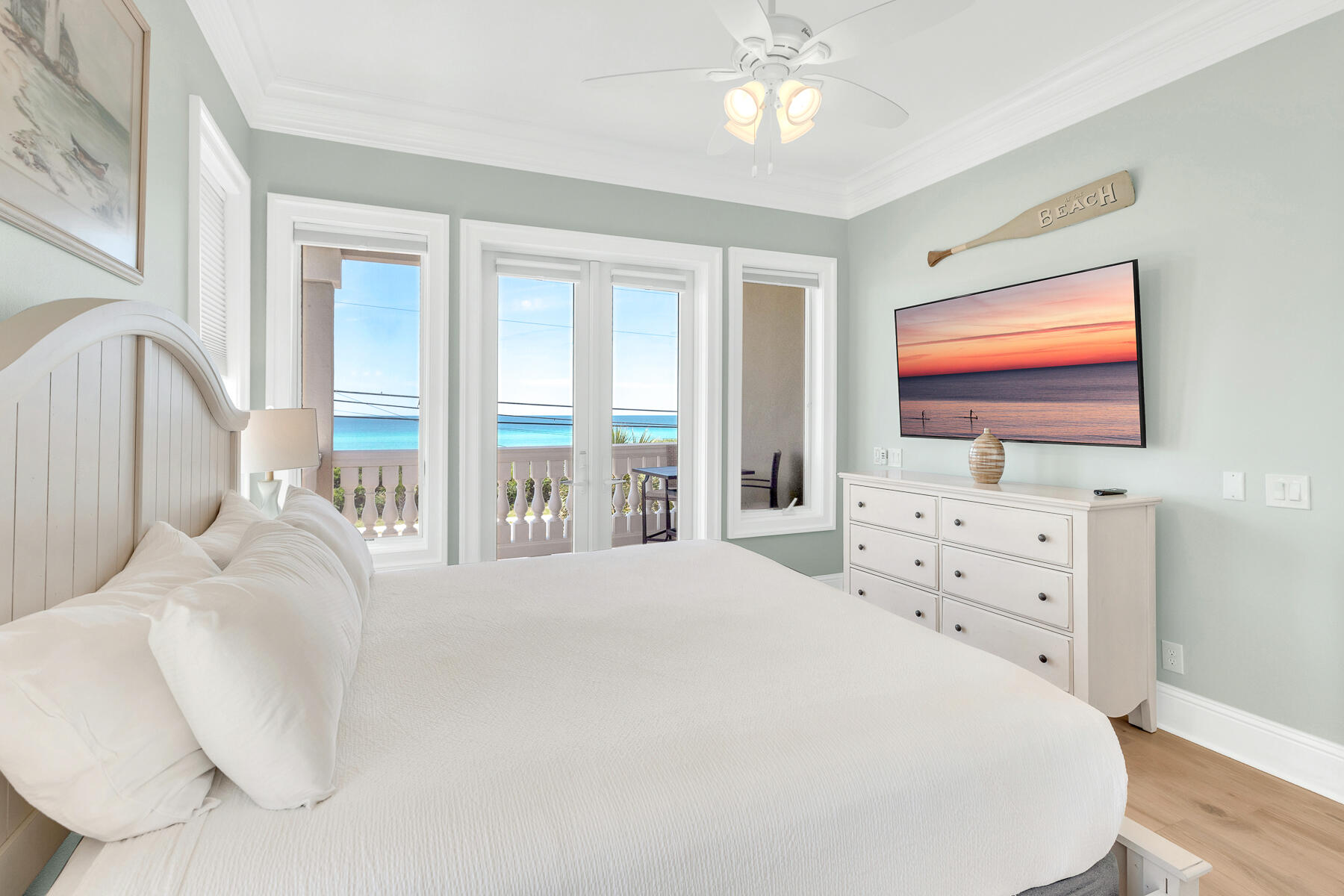 LAGUNA BEACH - Residential