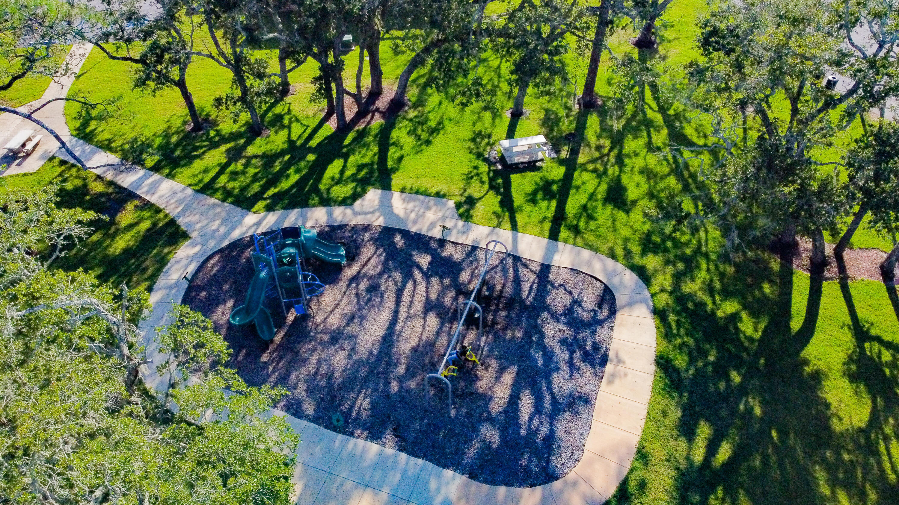 BAY GROVE - Land
