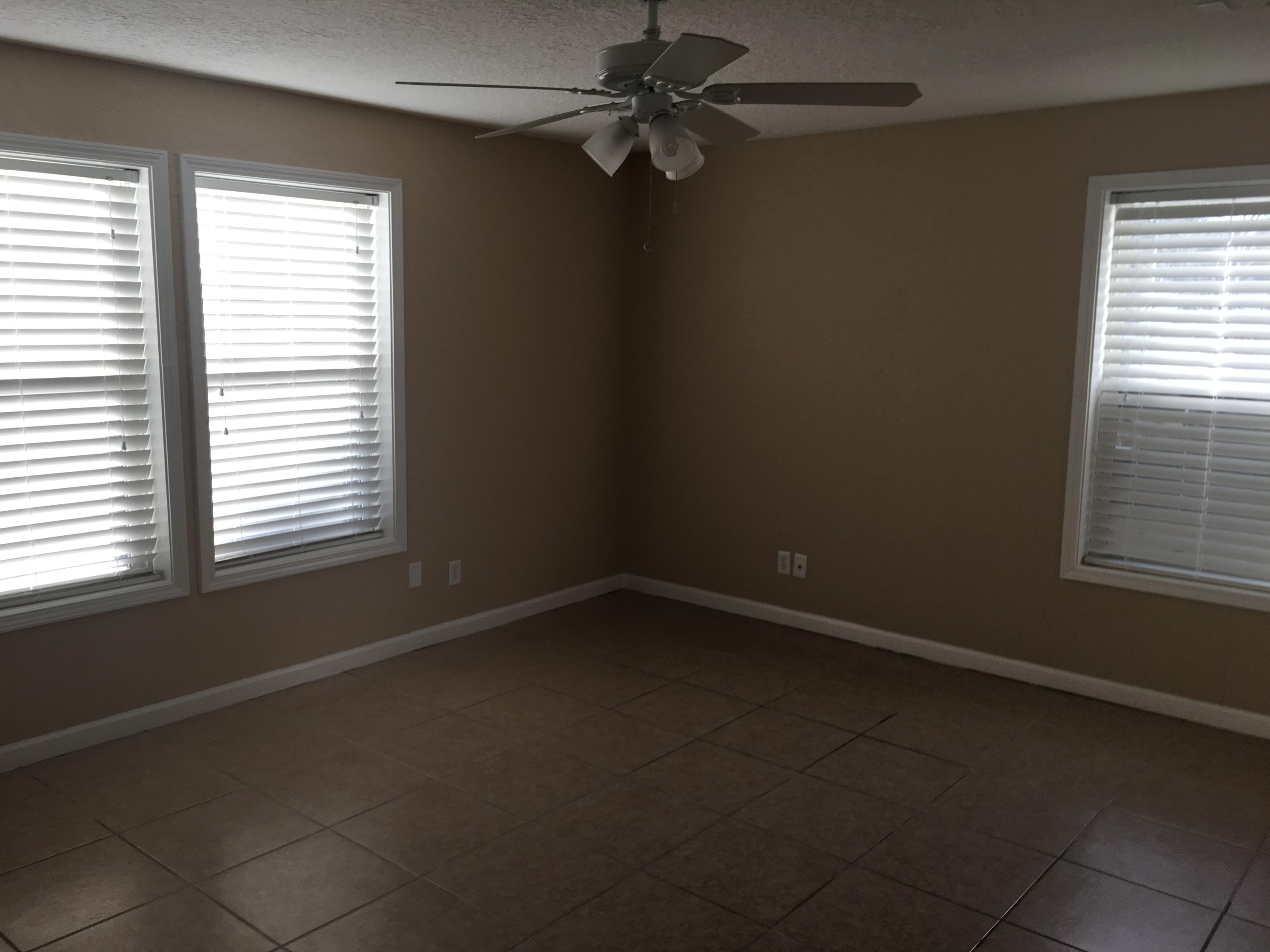 MONAHAN MANOR - Residential Lease
