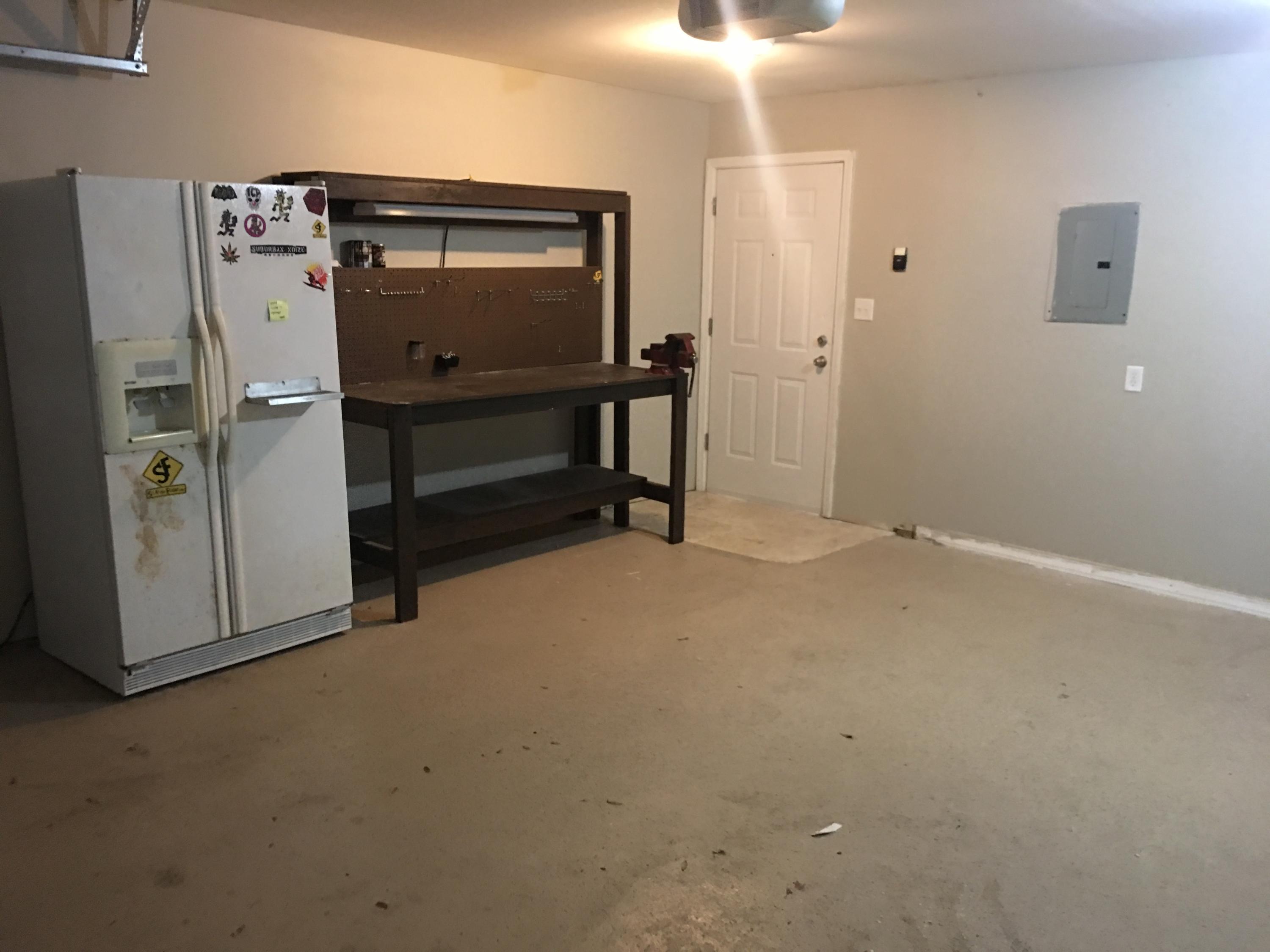MONAHAN MANOR - Residential Lease