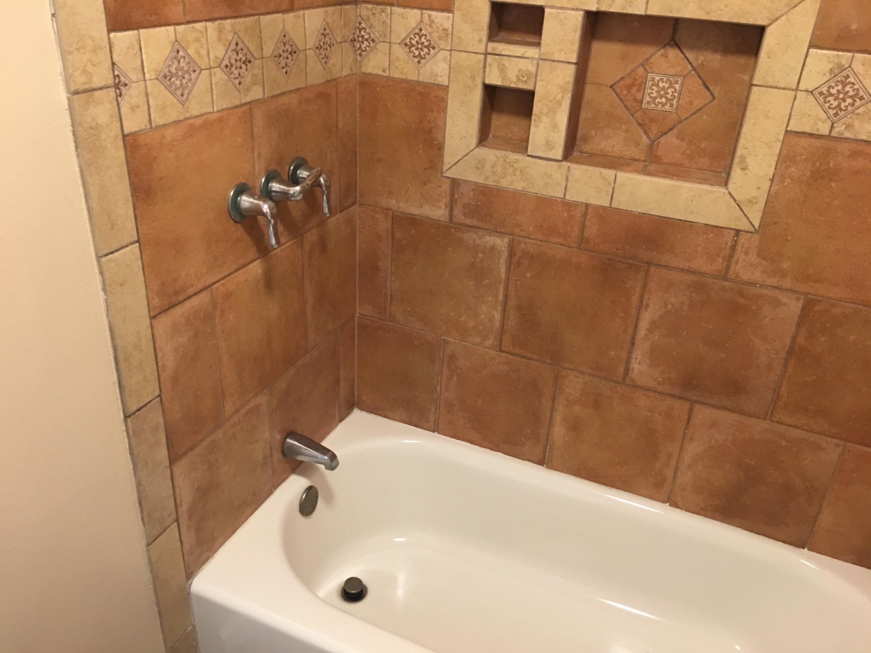 MONAHAN MANOR - Residential Lease