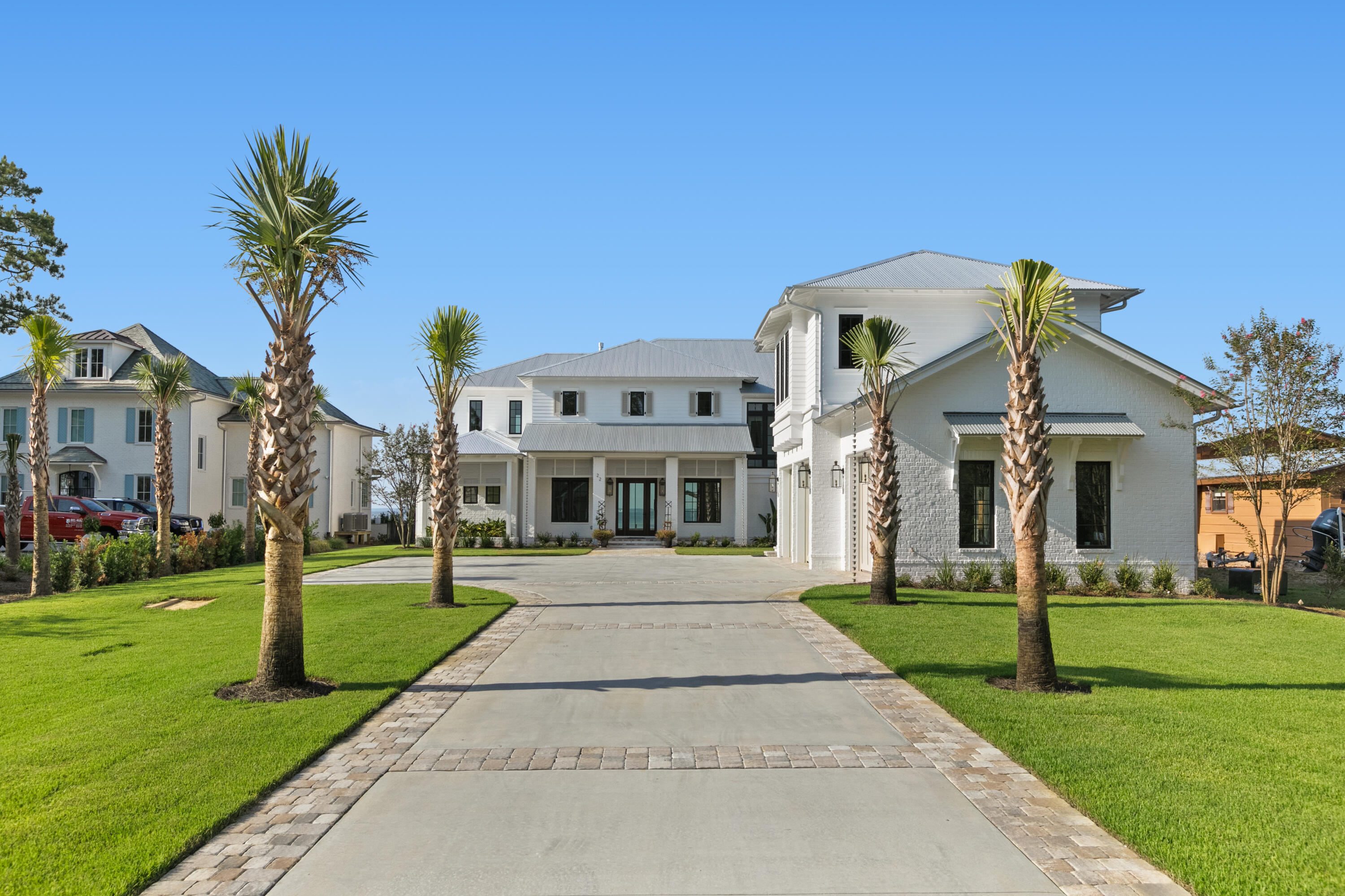 BAY PINE SHORES - Residential