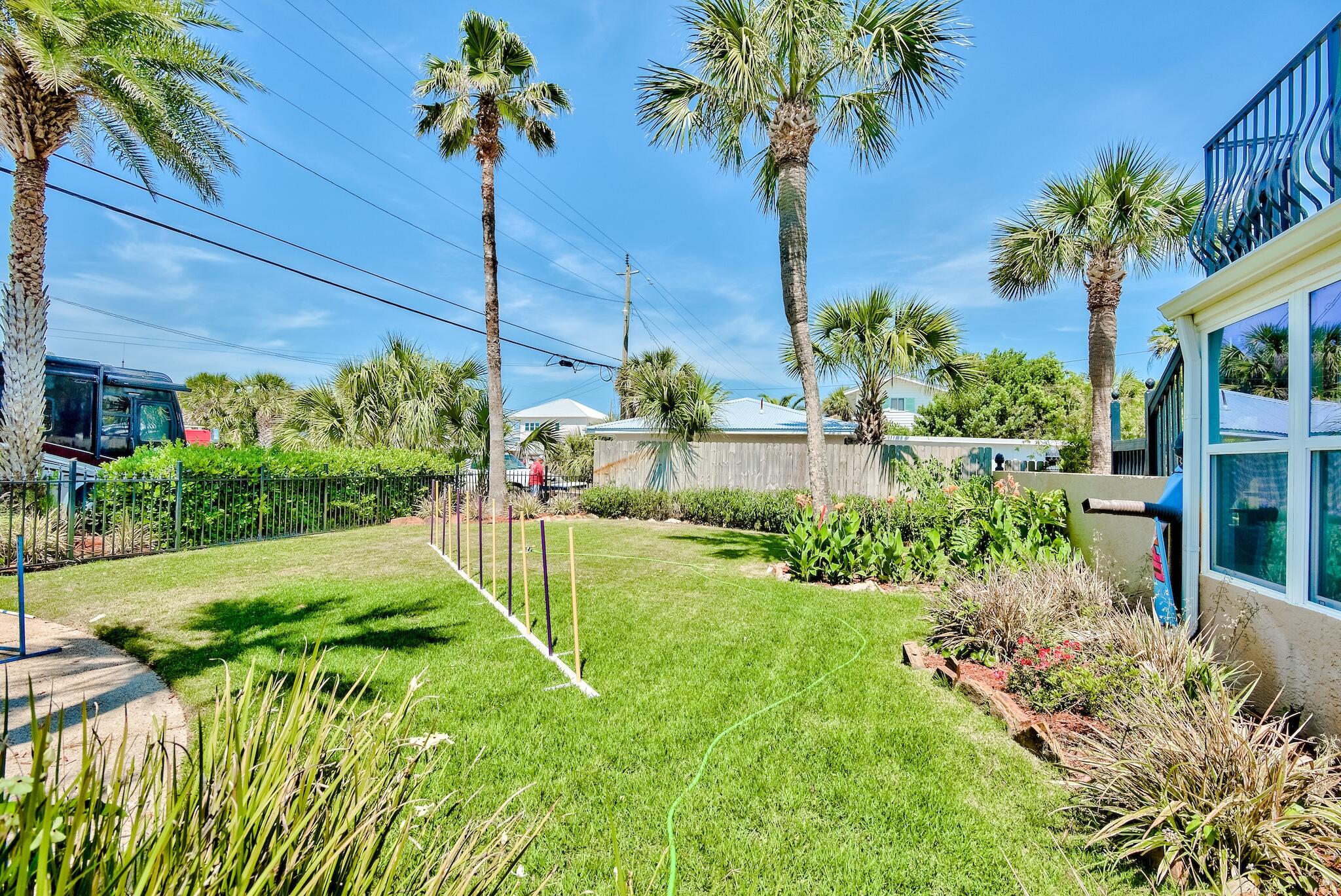 LAGUNA BEACH ESTATES 3RD ADDN - Residential