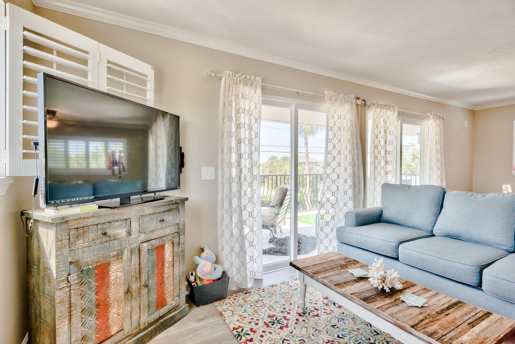 LAGUNA BEACH ESTATES 3RD ADDN - Residential