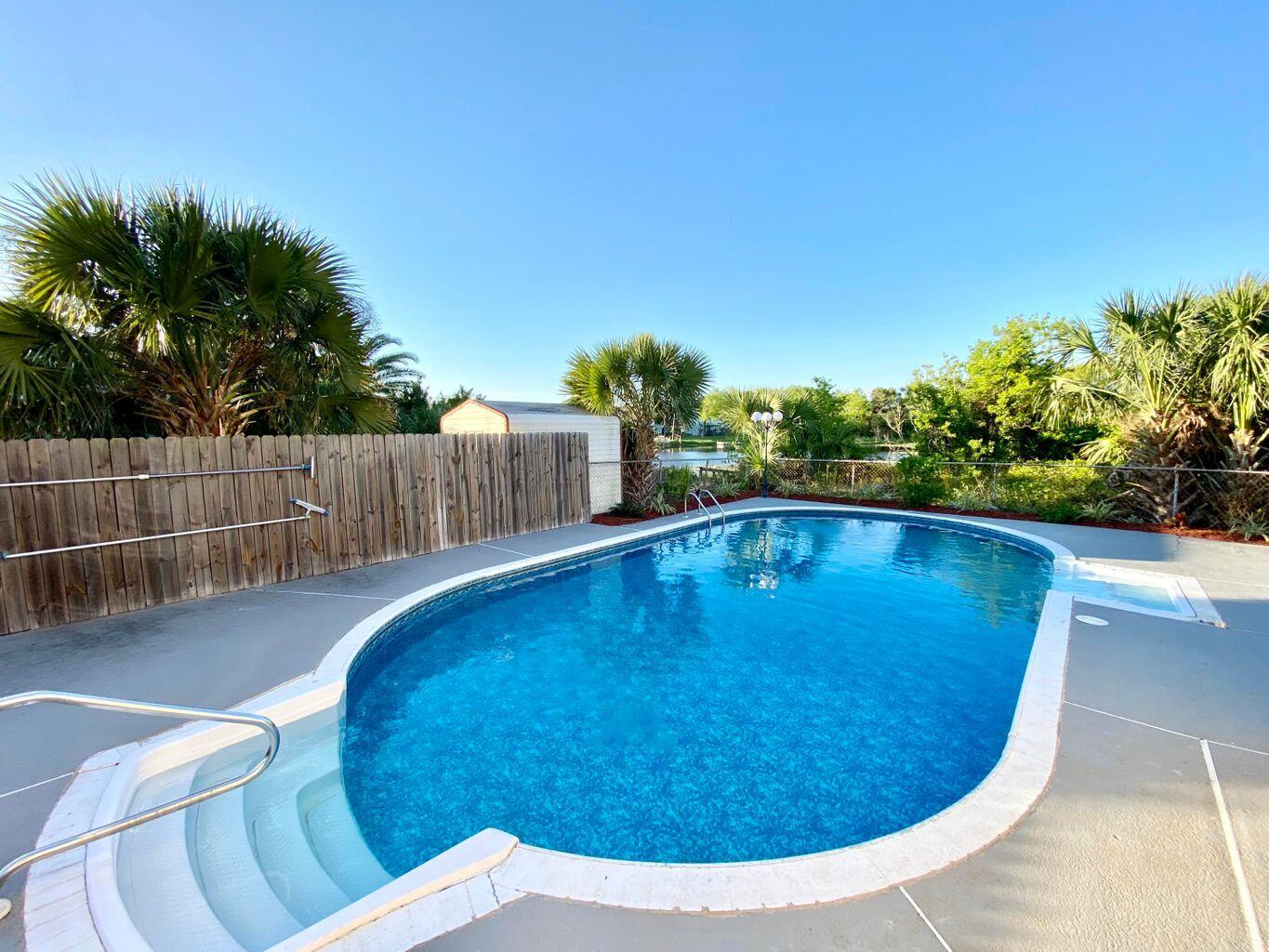 LAGUNA BEACH ESTATES 3RD ADDN - Residential