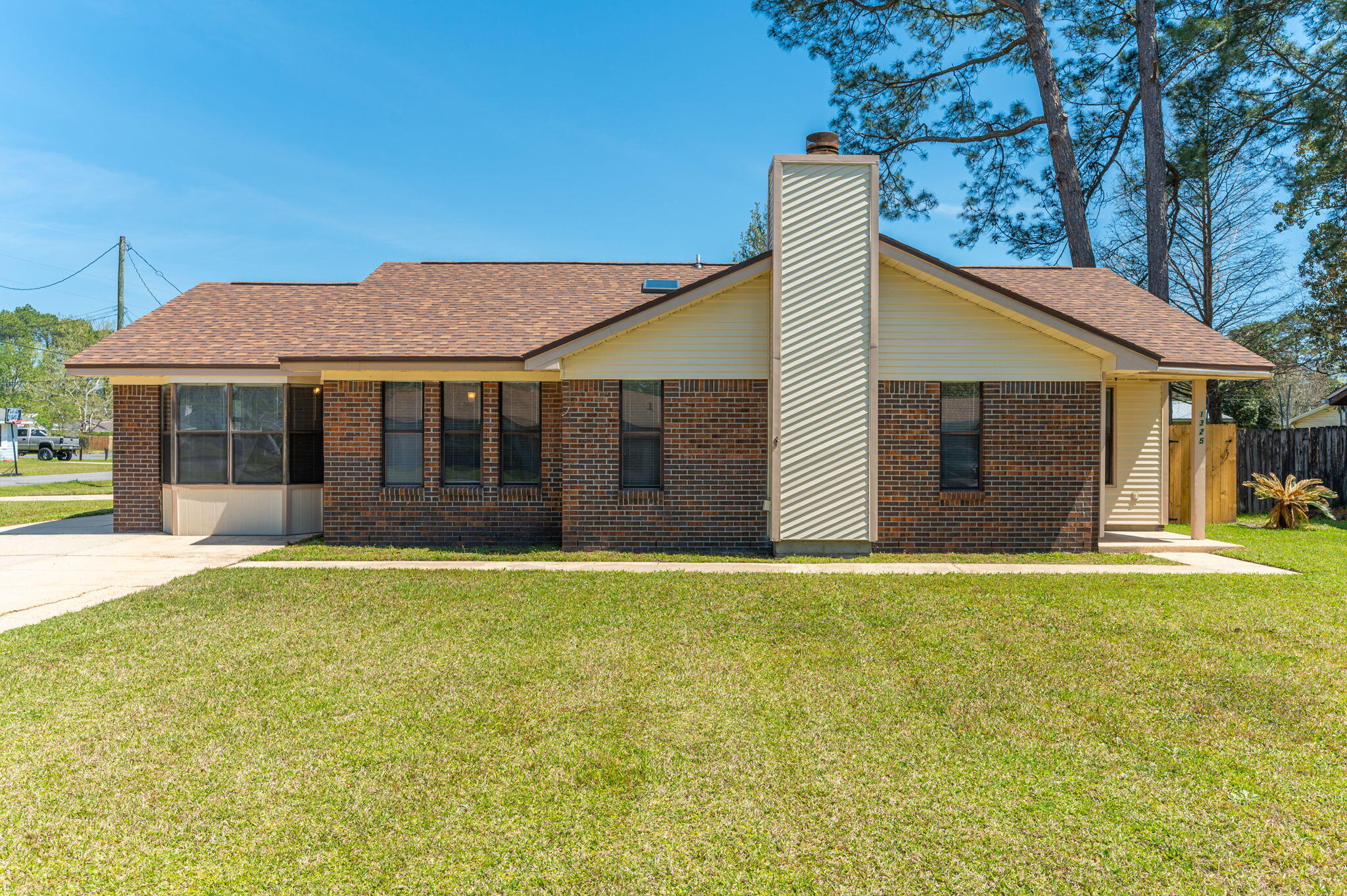 PINE MEADOWS 2ND ADDN - Residential Lease