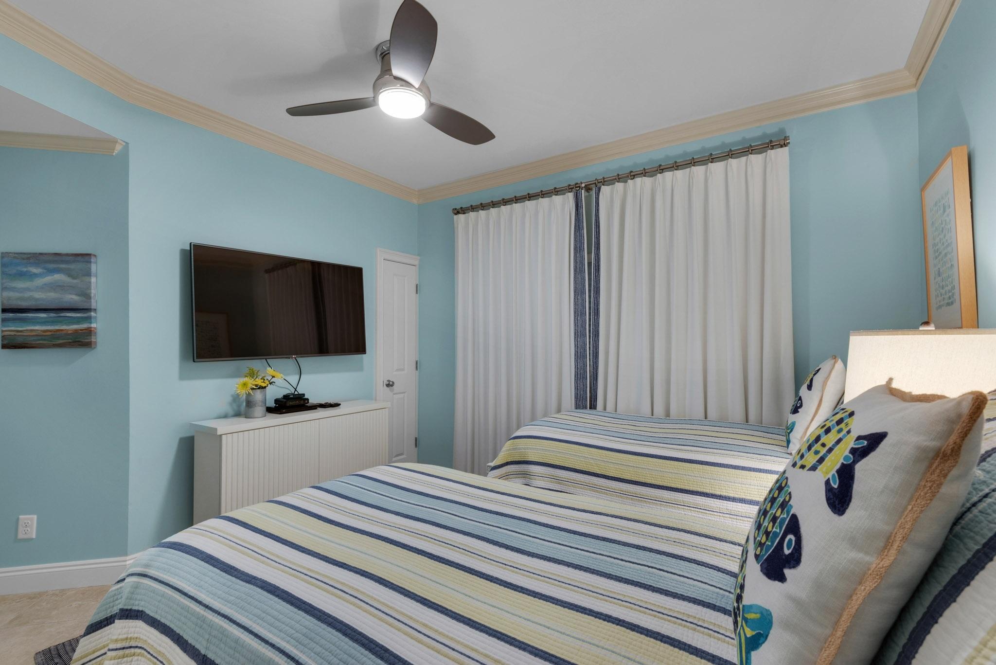 TOPS'L BEACH MANOR - Residential