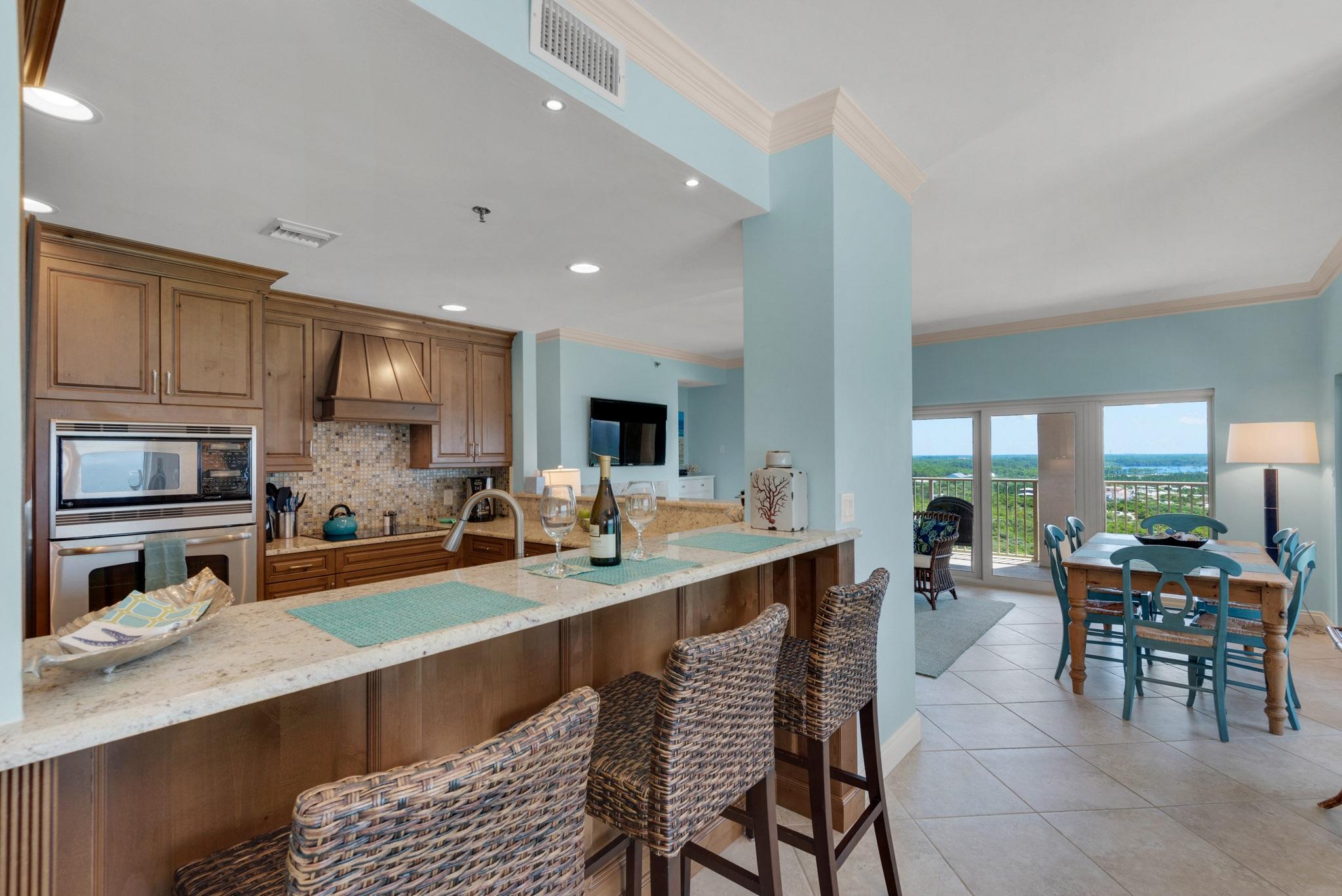 TOPS'L BEACH MANOR - Residential