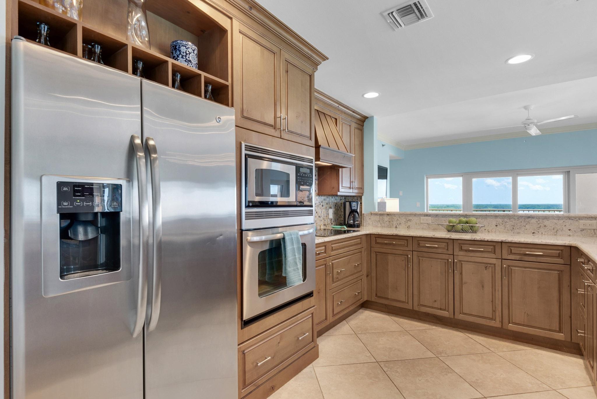 TOPS'L BEACH MANOR - Residential