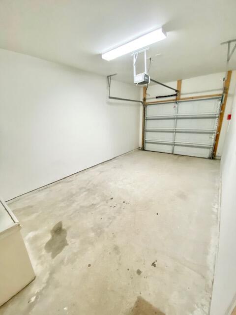 TOOKE PLACE CONDO - Residential Lease