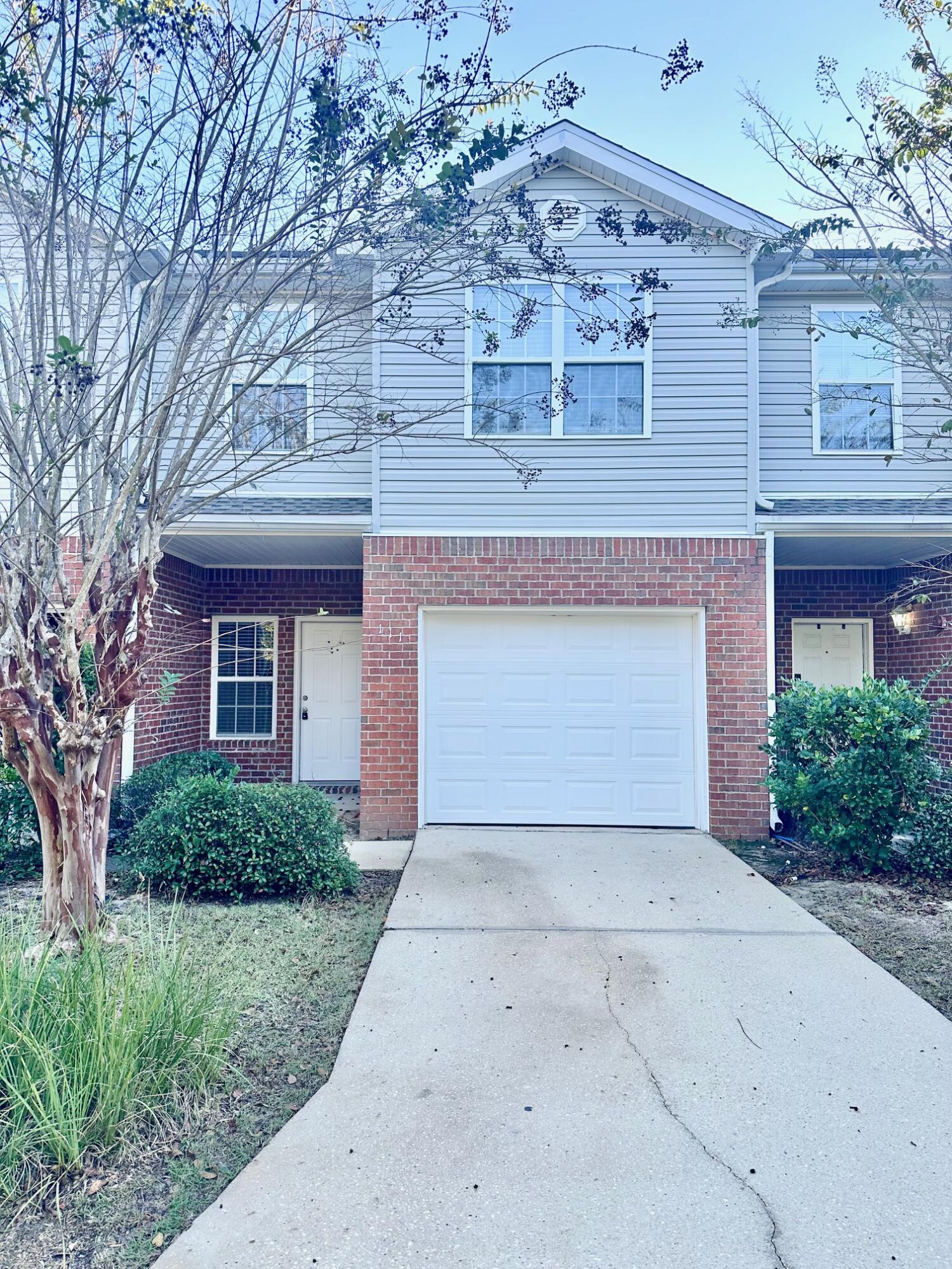 TOOKE PLACE CONDO - Residential Lease