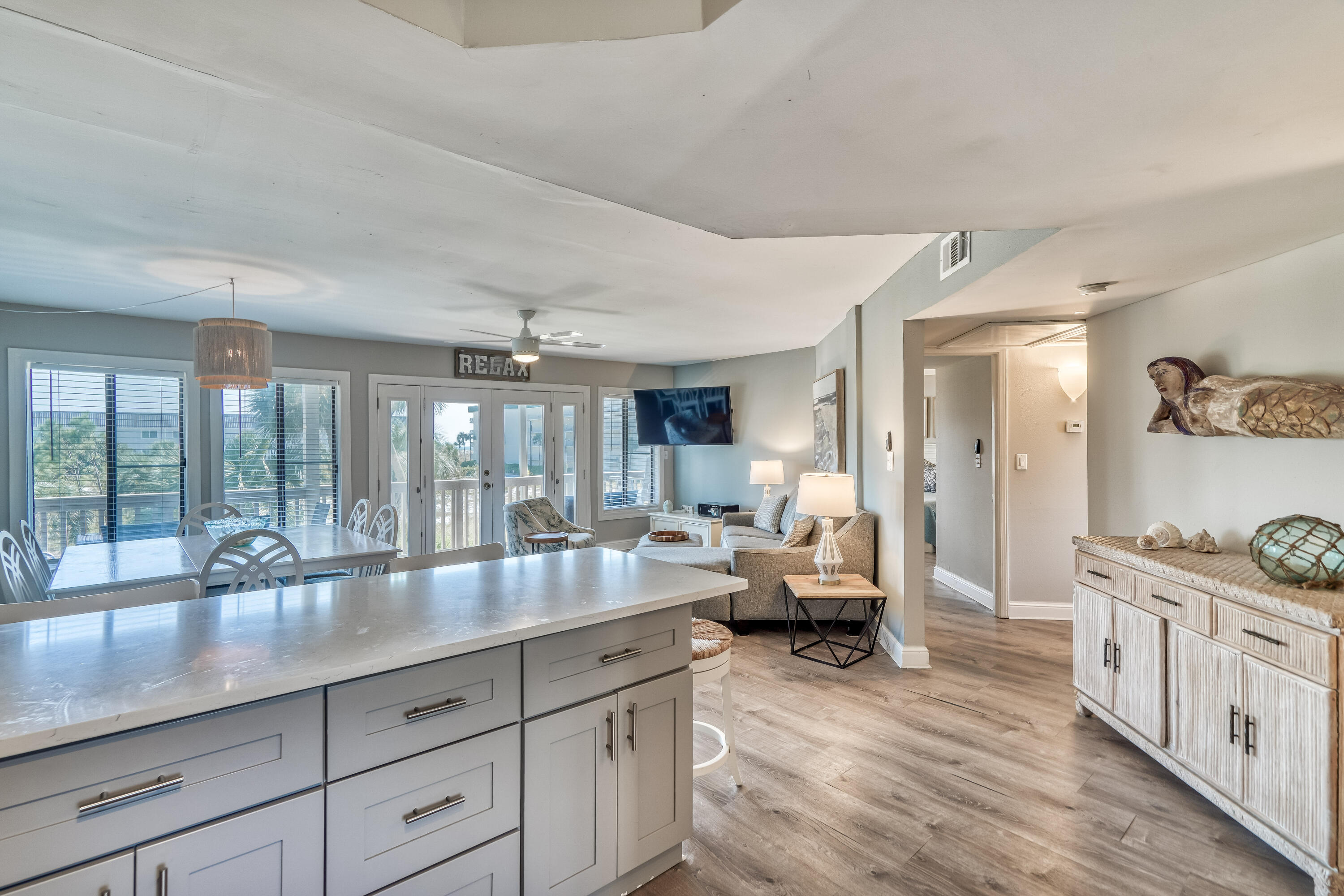 BEACHFRONT 2 PH 1 - Residential