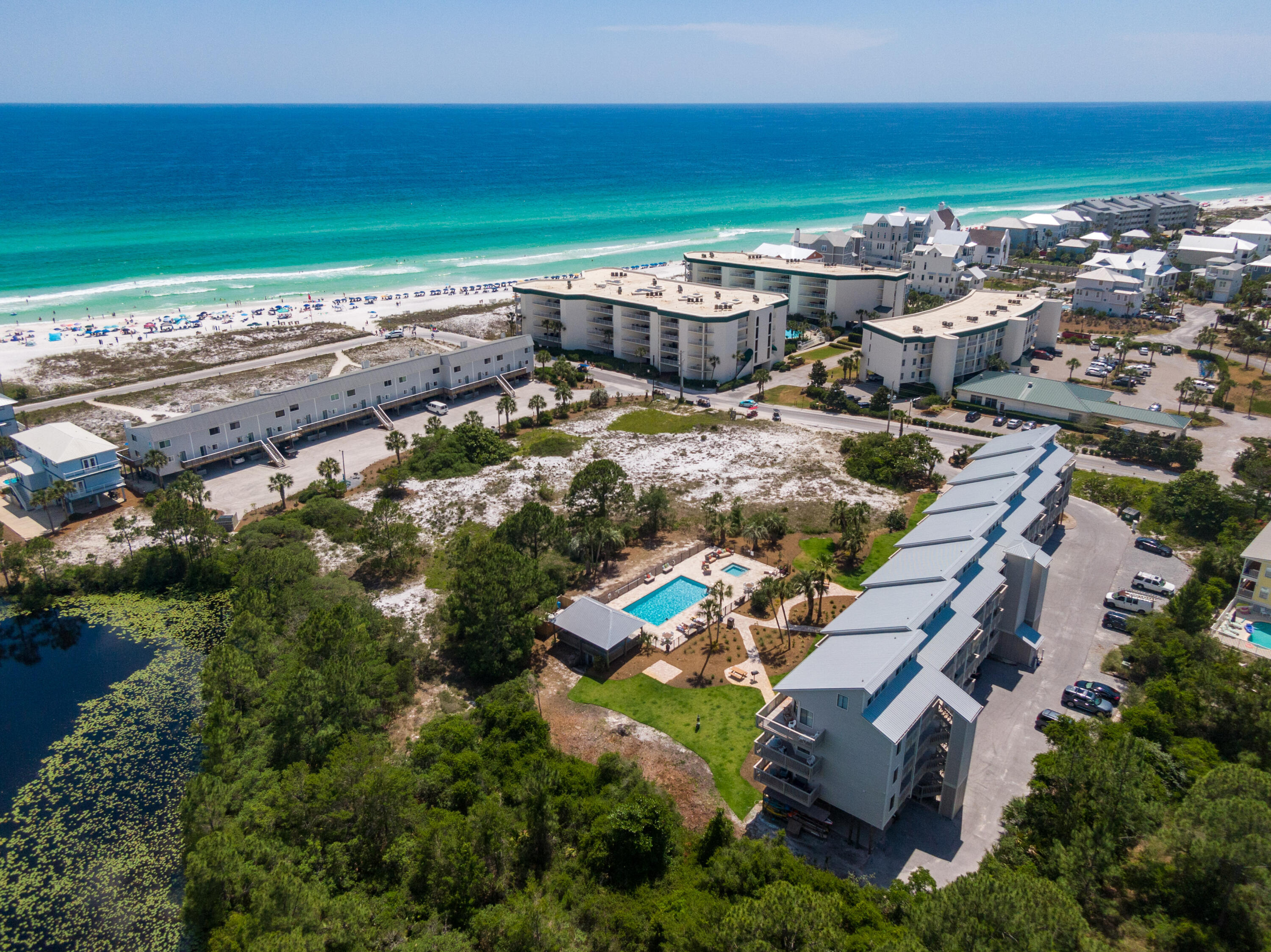 BEACHFRONT 2 PH 1 - Residential