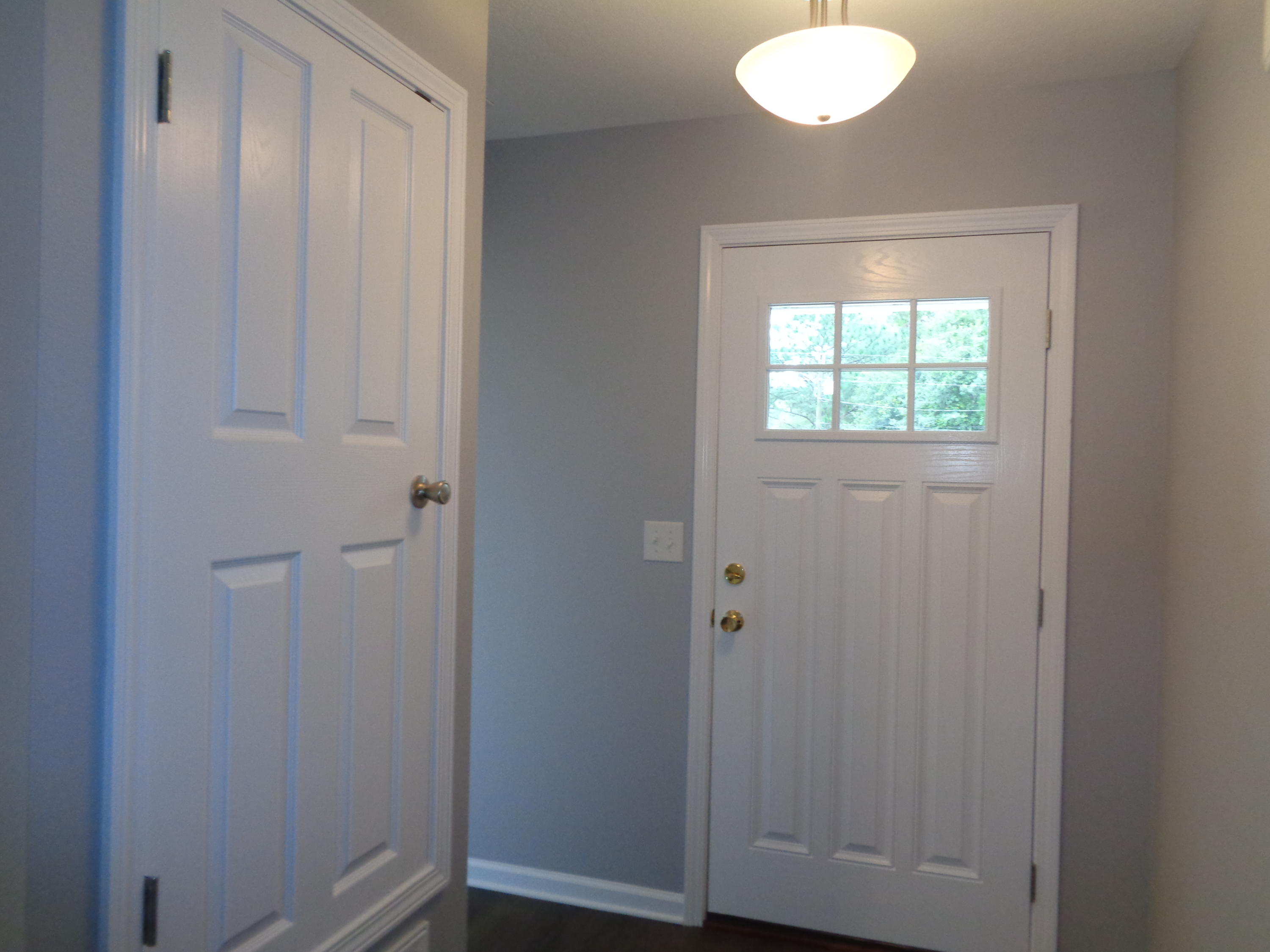 TEN LAKE EST UNIT II - Residential