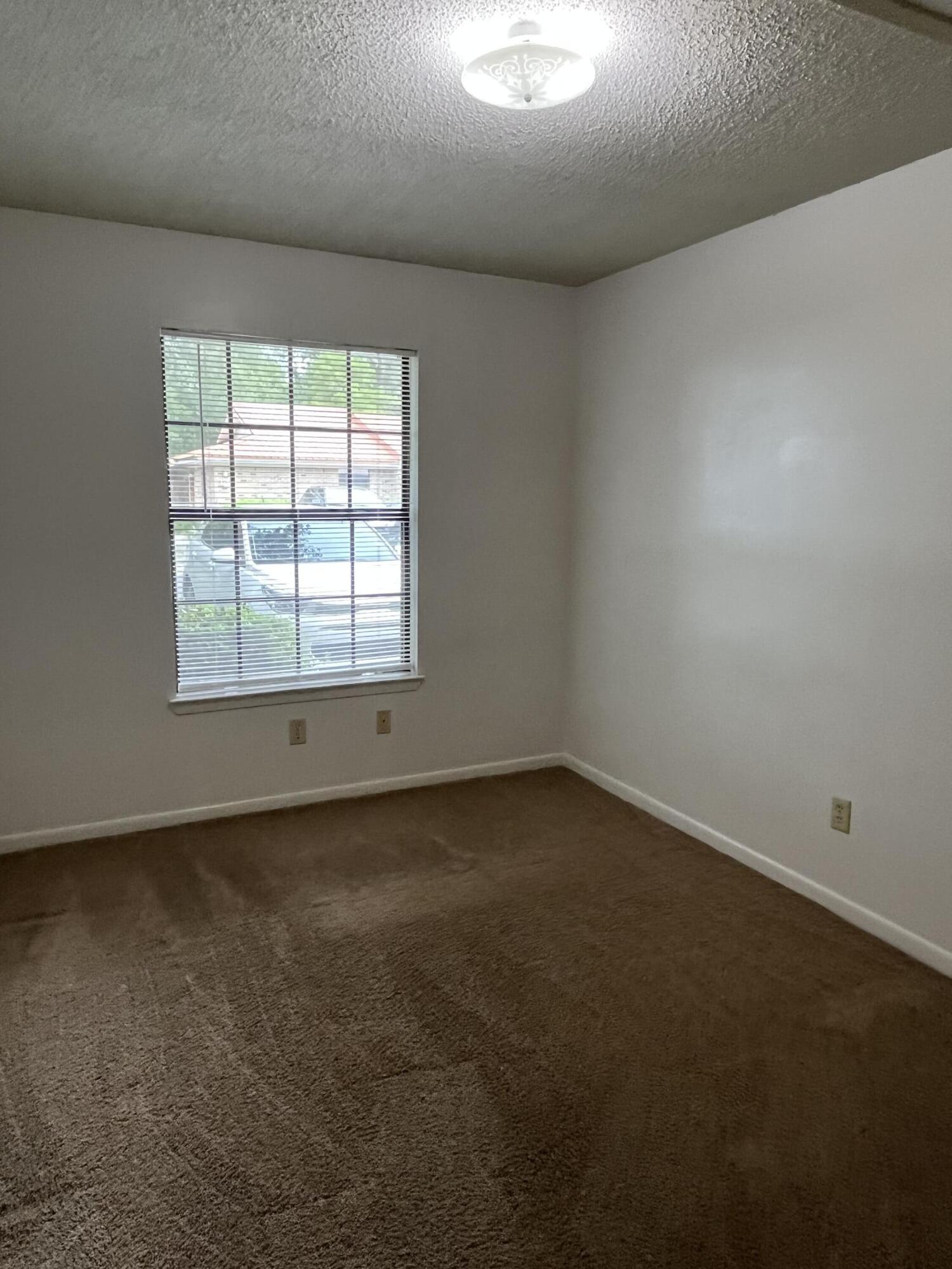 Classic Manor - Residential Lease