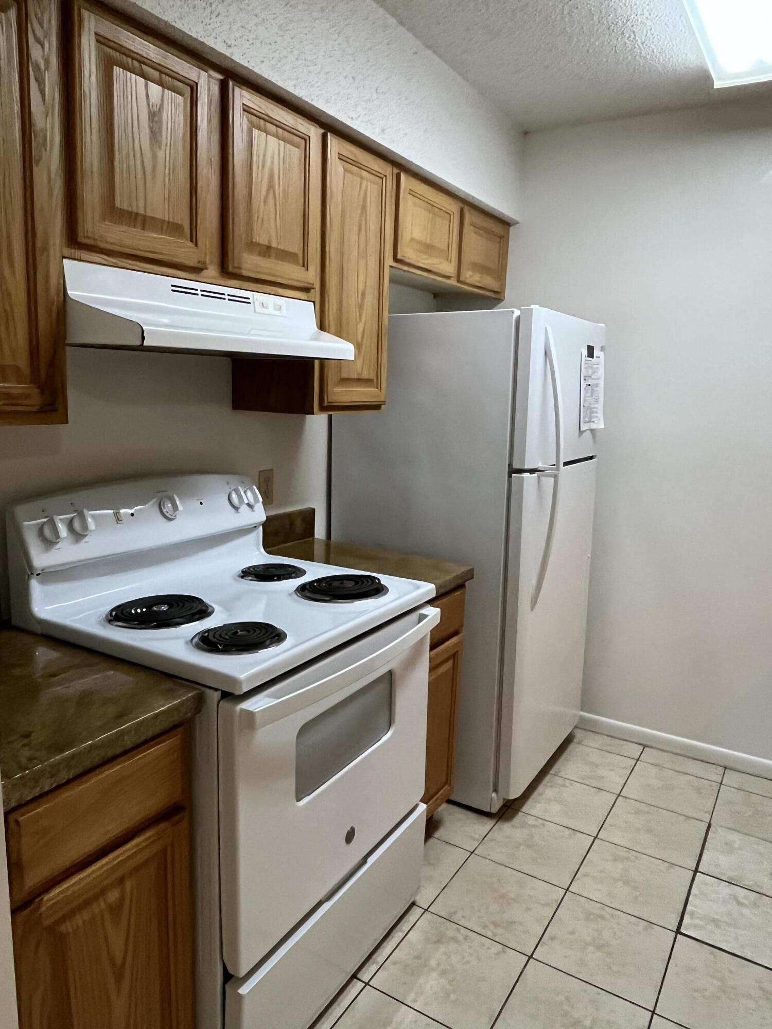 Classic Manor - Residential Lease