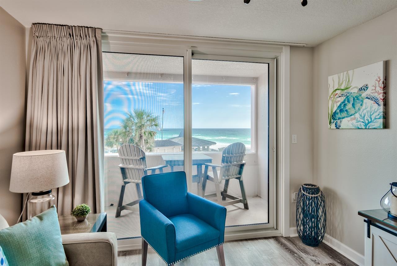 Jetty East Condominium - Residential