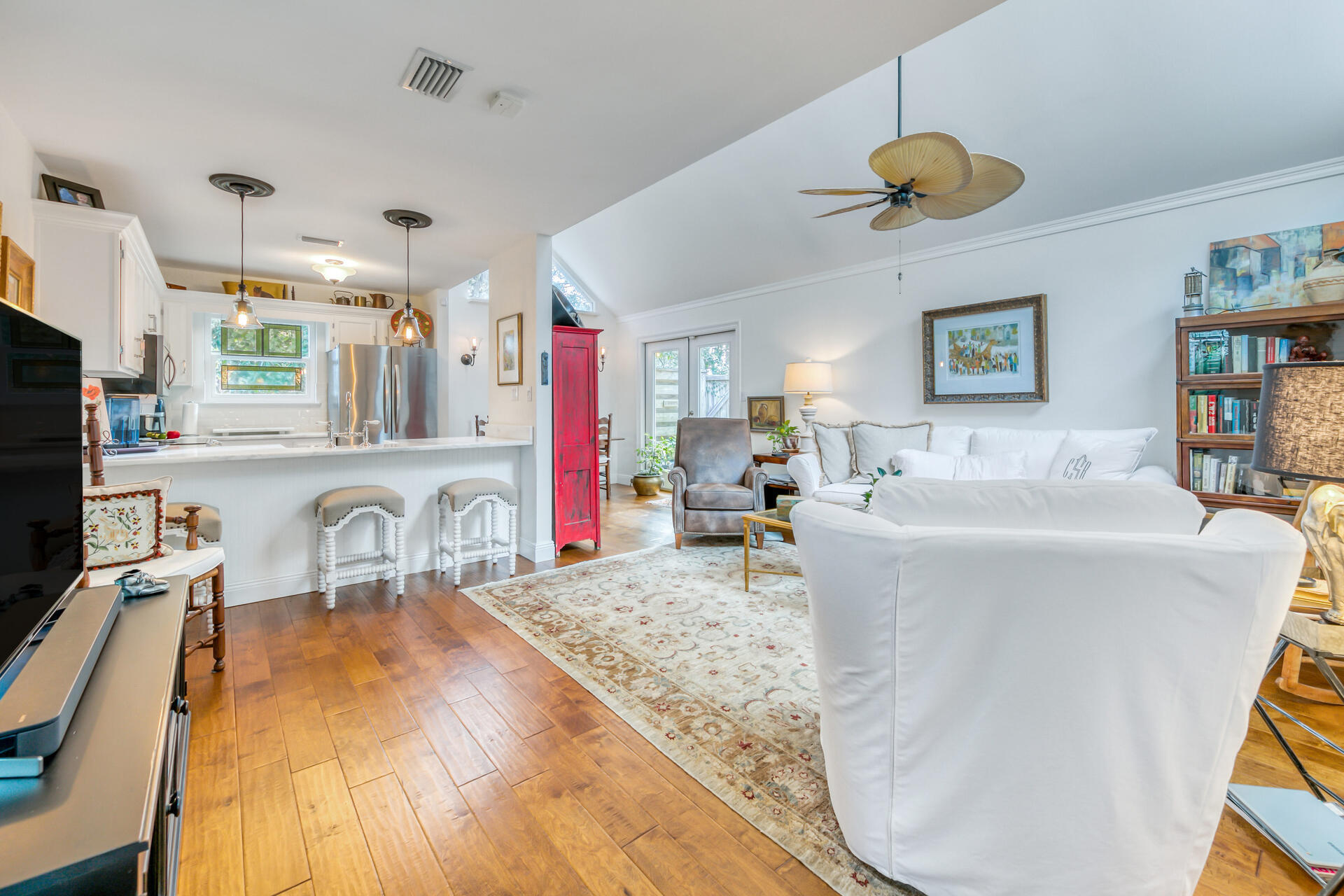 CRYSTAL BEACH - Residential