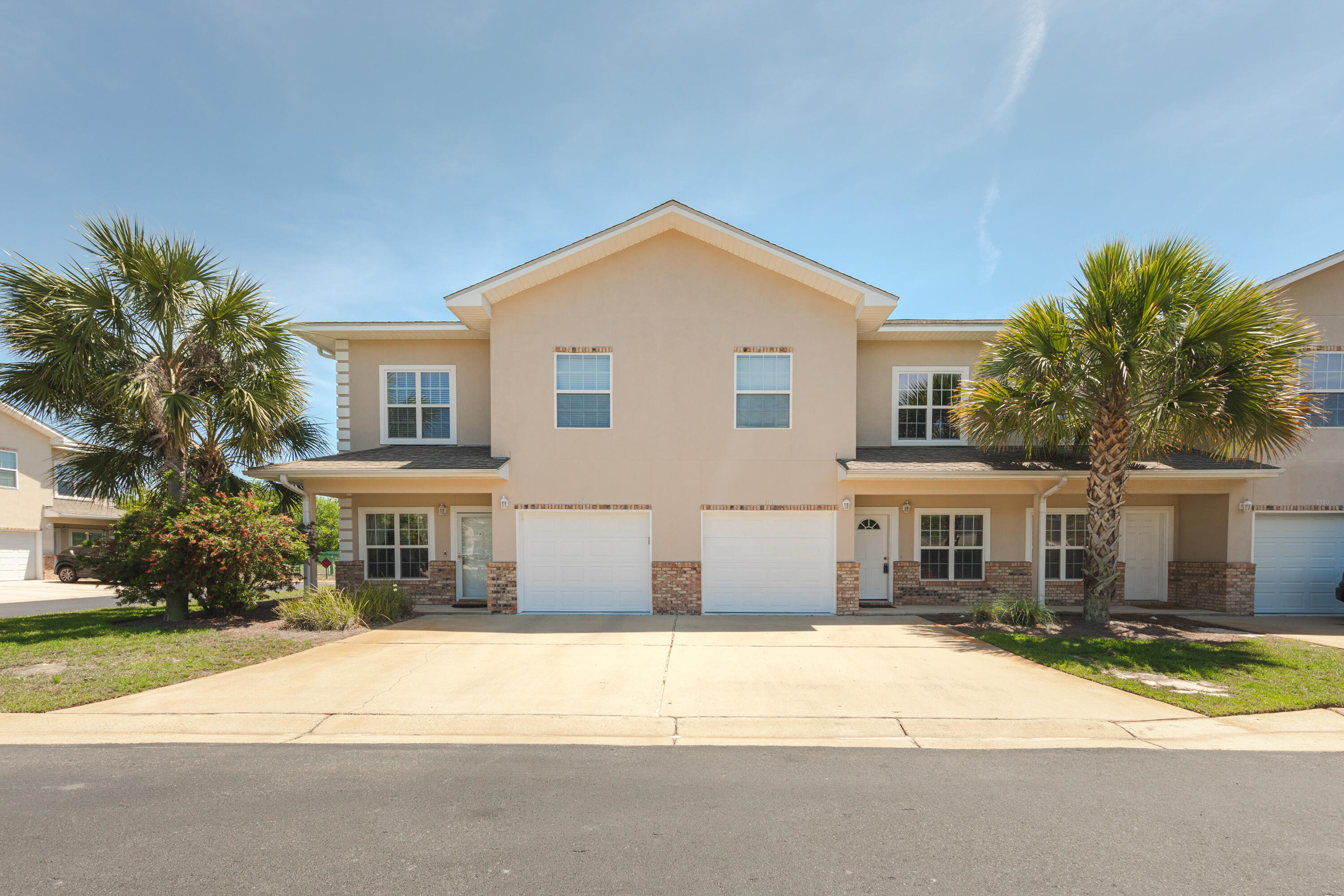 These town homes are absolutely beautiful with 9' ceilings, 20 x 20 porcelain tiles, granite countertops and custom cabinets. This Unit is a 3 Bedroom & 2 1/2 BATH PLAN and features a Dining/Living Room combination, large Kitchen with island & pantry, laundry room, and a LOFT that overlooks the living room. All 3 bedrooms and loft are located on the second floor with 2 Full bathrooms. You will absolutely love the newly upgraded master bath with a WALK-IN  TILED SHOWER. 

The location could not be better being right outside the back entrance of Hurlburt Field! Plus just a short drive away from restaurants and shopping in downtown Fort Walton Beach.

This would be an excellent starter home or investment property.