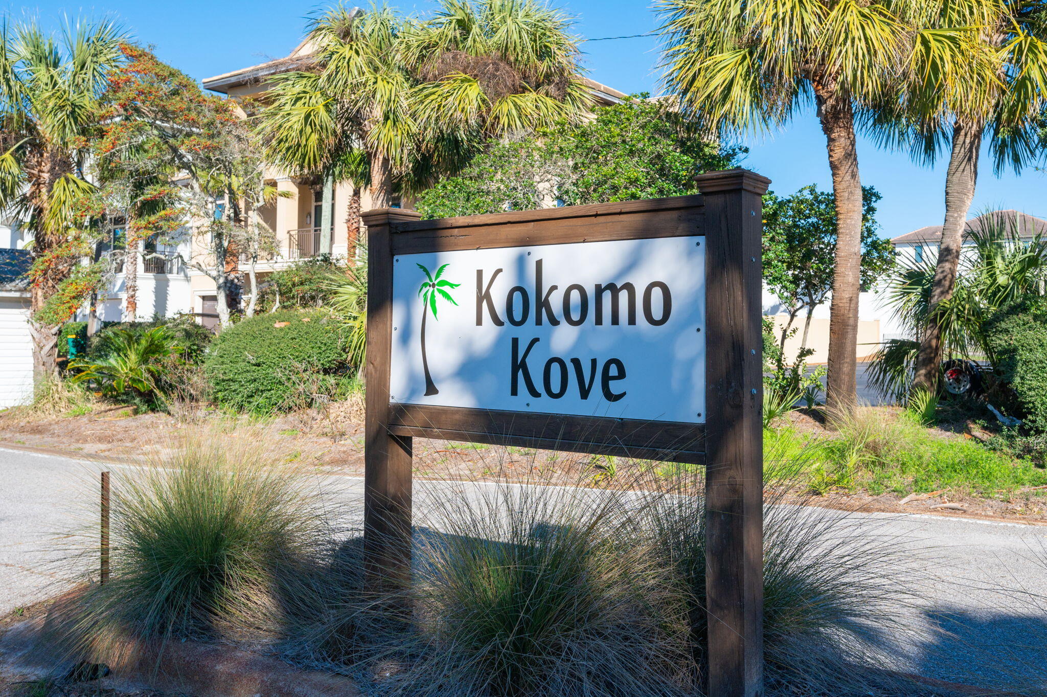 Charming fixer-upper in Destin's beach community of Kokomo Kove. Don't miss the chance to unlock the potential of this diamond in the rough.  Embrace the coastal lifestyle and create lasting memories in one of Destin's most sought-after communities.  Whether you're looking for a personal oasis or a wise investment, this property awaits your vision and expertise.  Your dream home in paradise could be just a renovation away! -- TLC Needed.  Detached one-car garage with workshop, ample parking.  Please note this home does contain mold.  Mold inspeciton and mold remediation estimates available upon request.