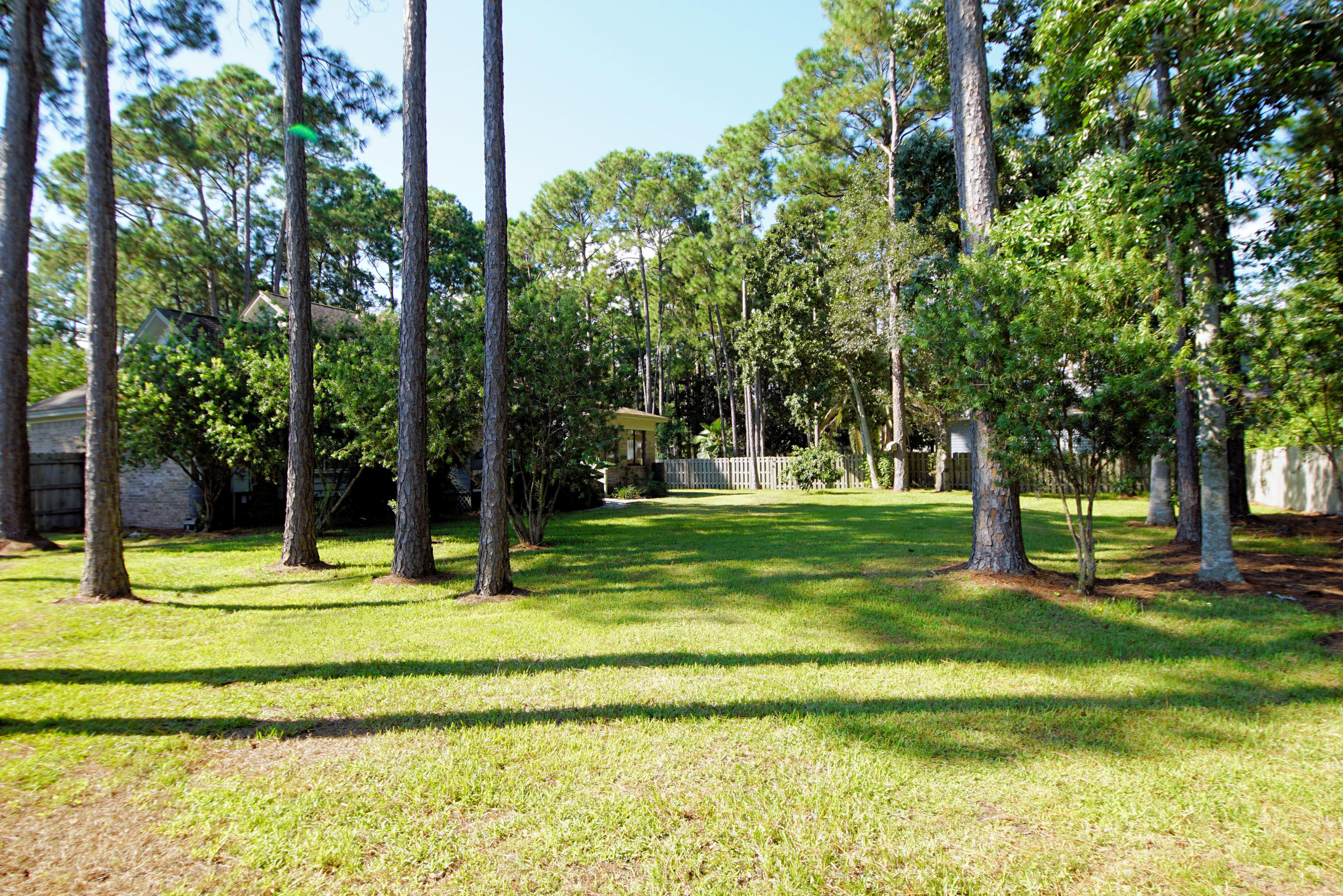 DOLPHIN POINT ESTATES - Residential
