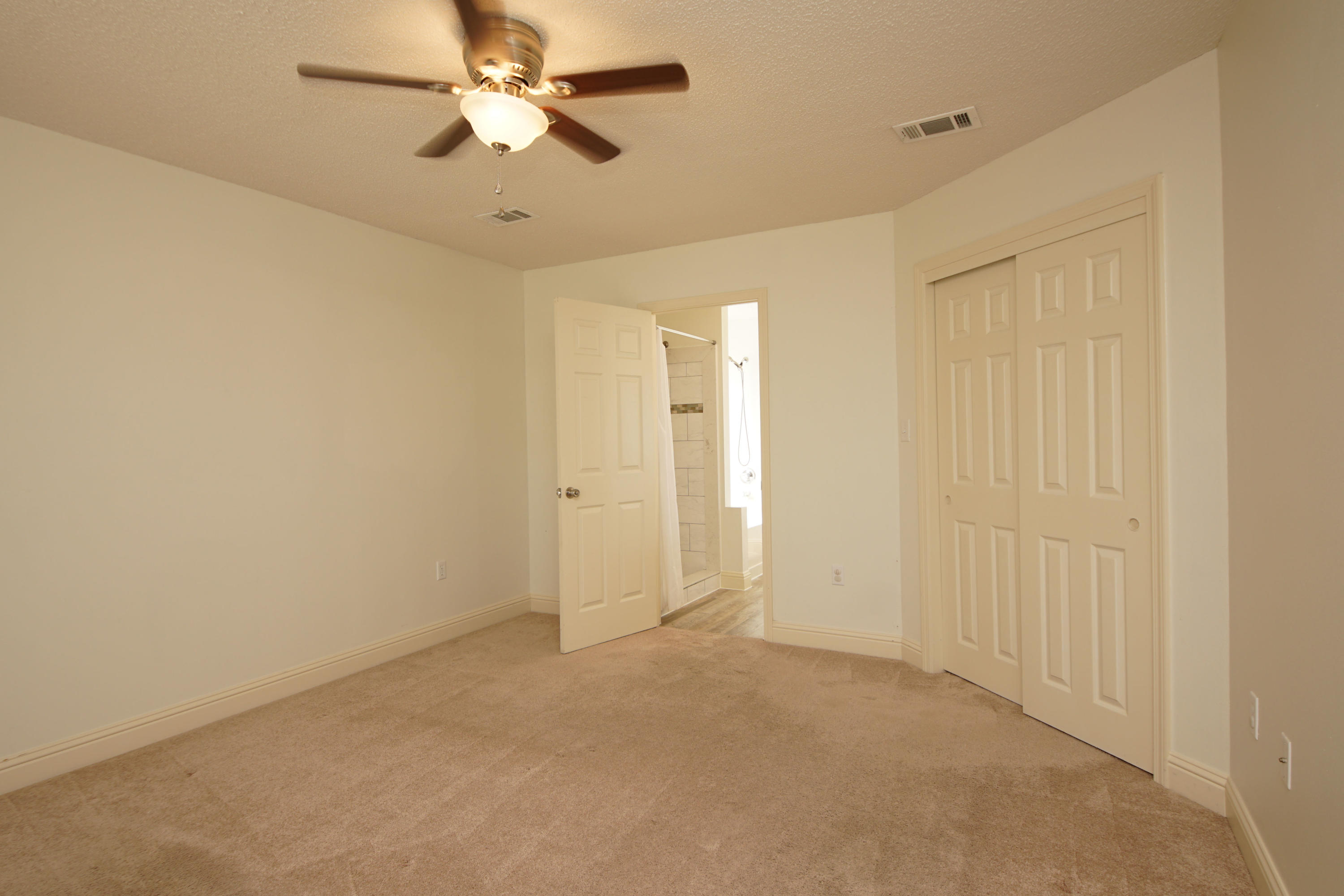 PALM HARBOR MARINA - Residential Lease