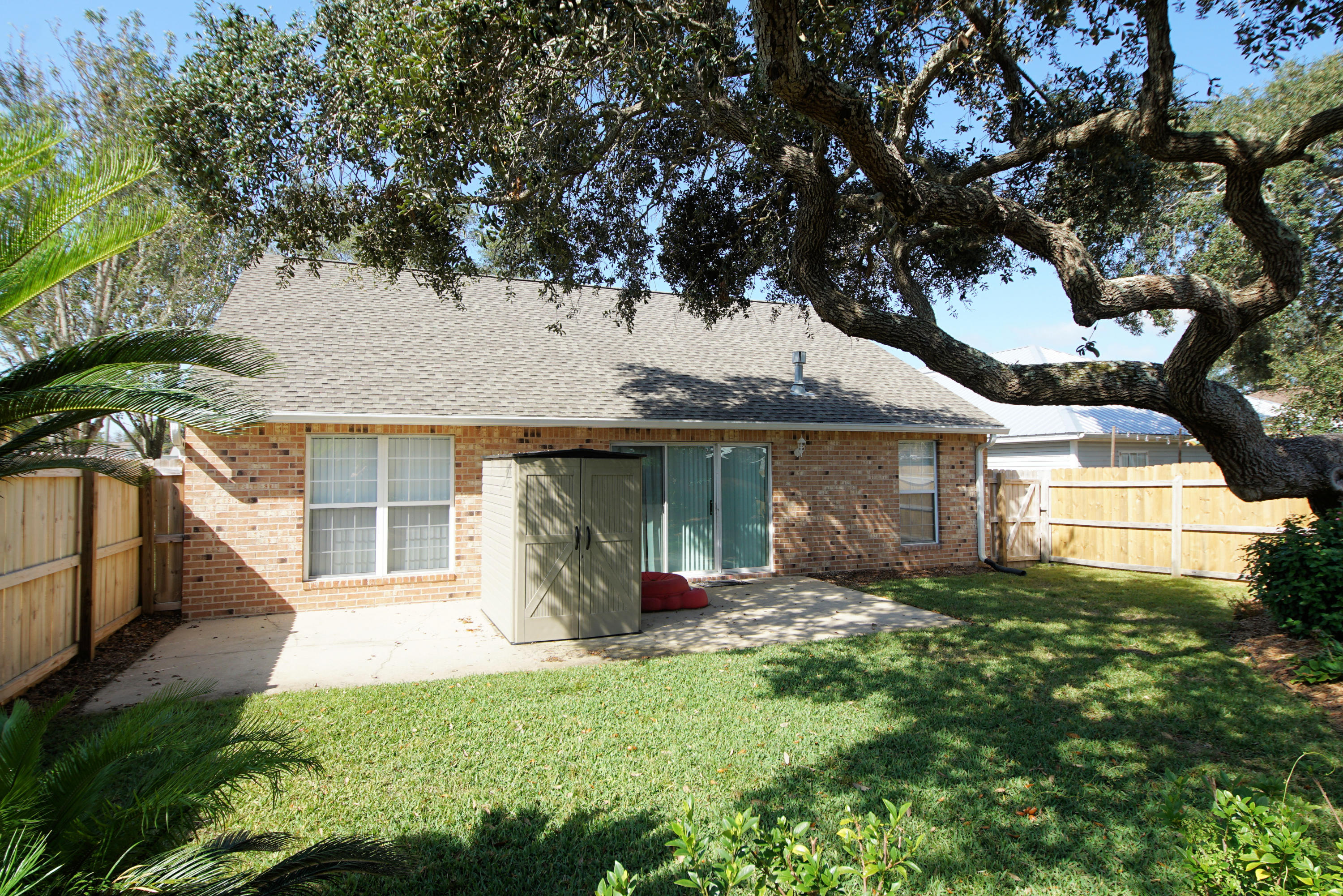 PALM HARBOR MARINA - Residential Lease