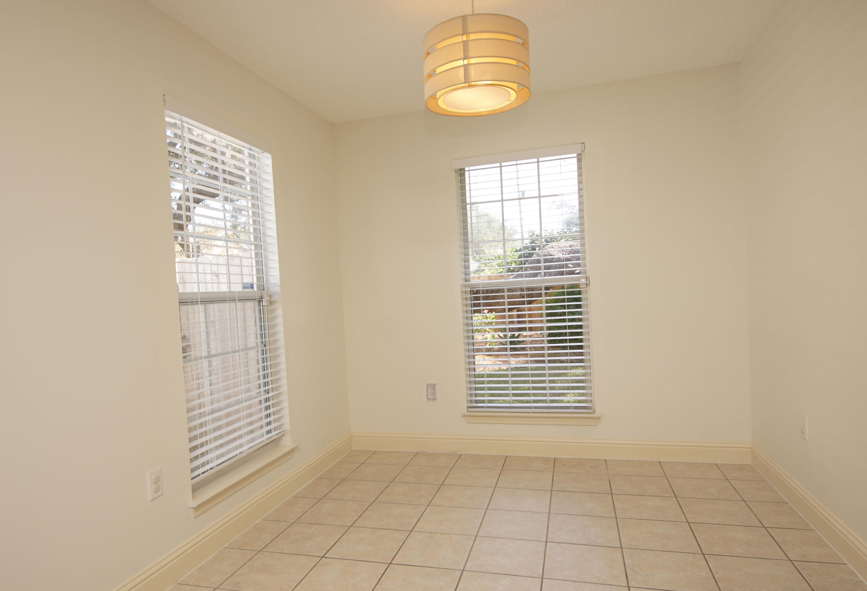 PALM HARBOR MARINA - Residential Lease