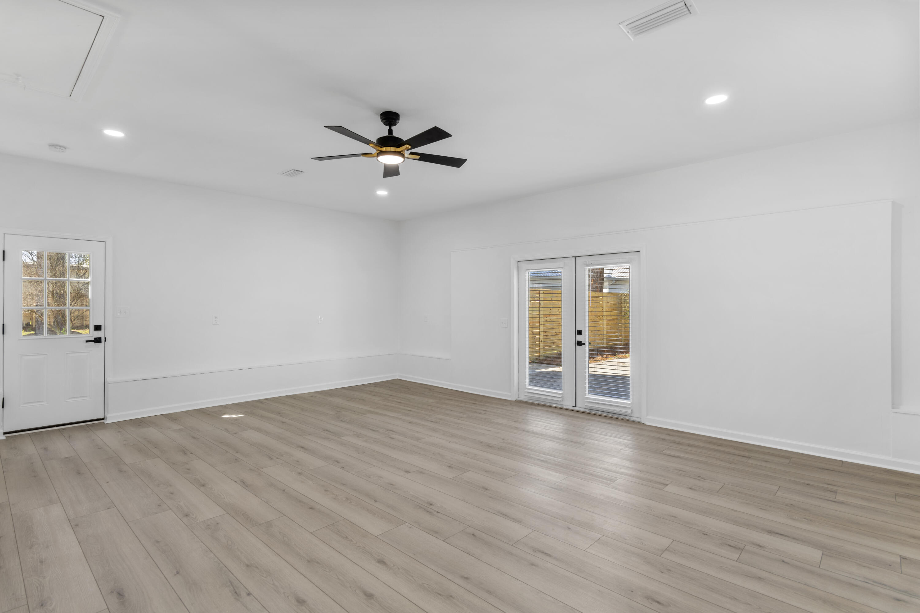 CANO ESTATES - Residential