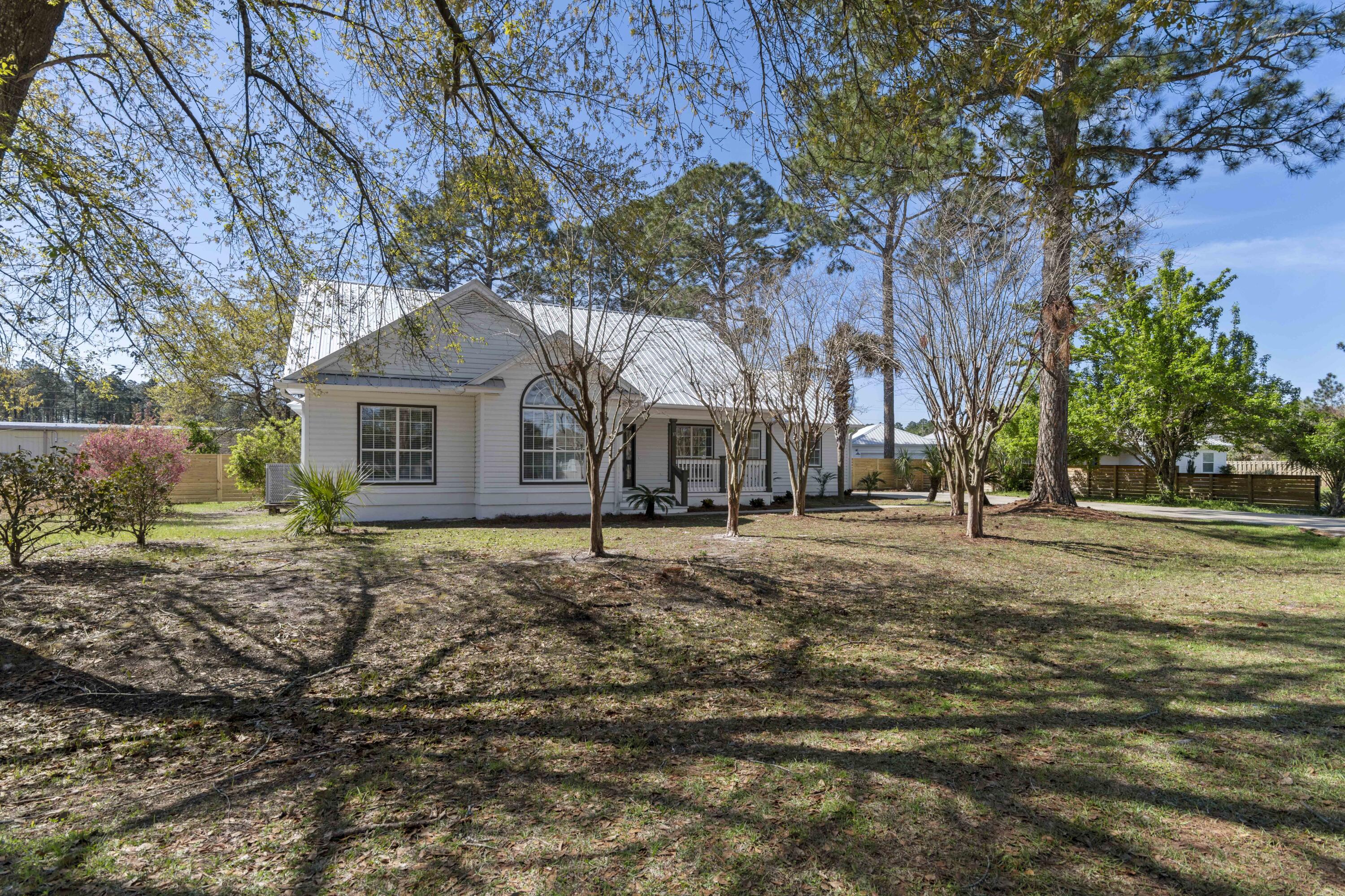 CANO ESTATES - Residential