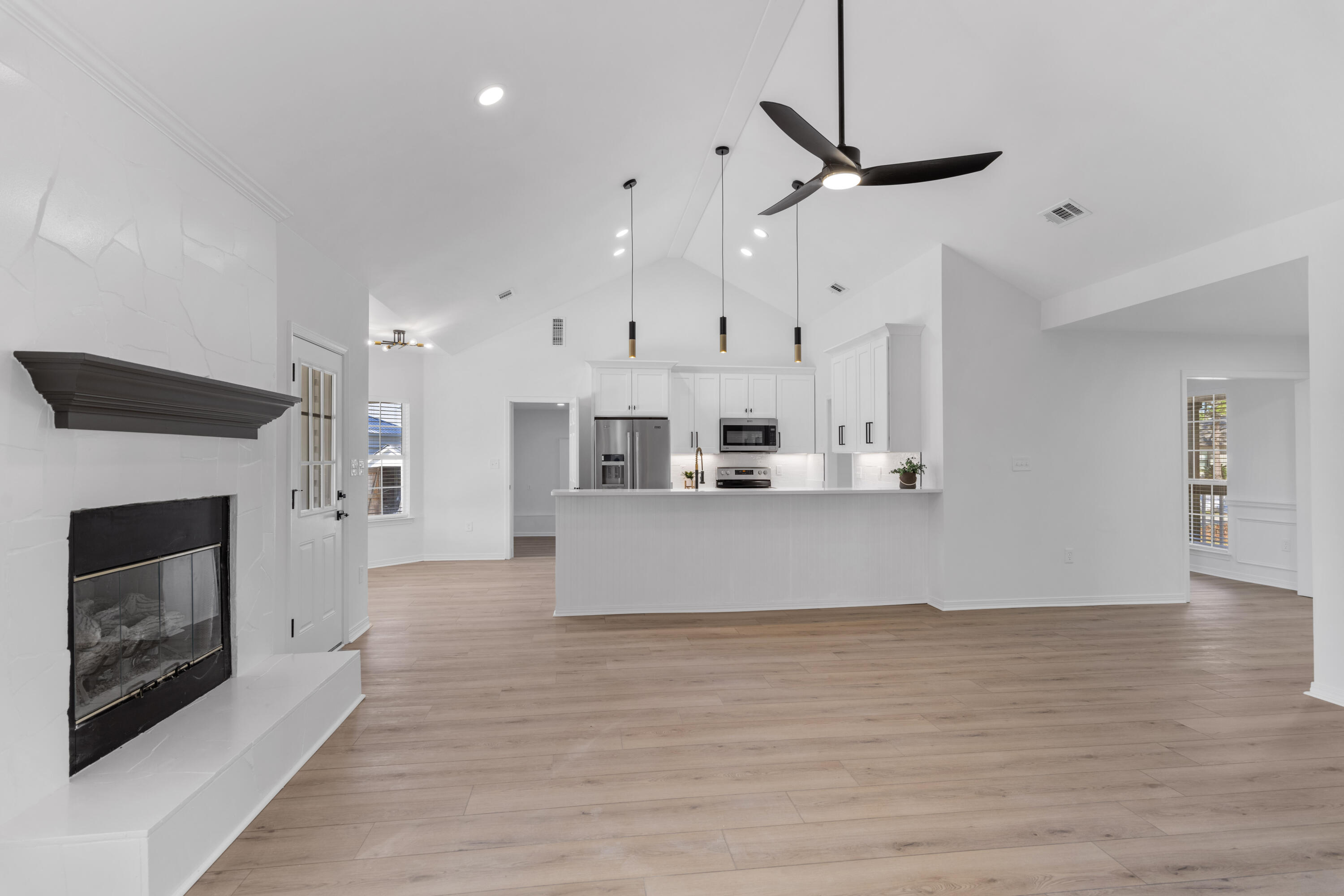 CANO ESTATES - Residential
