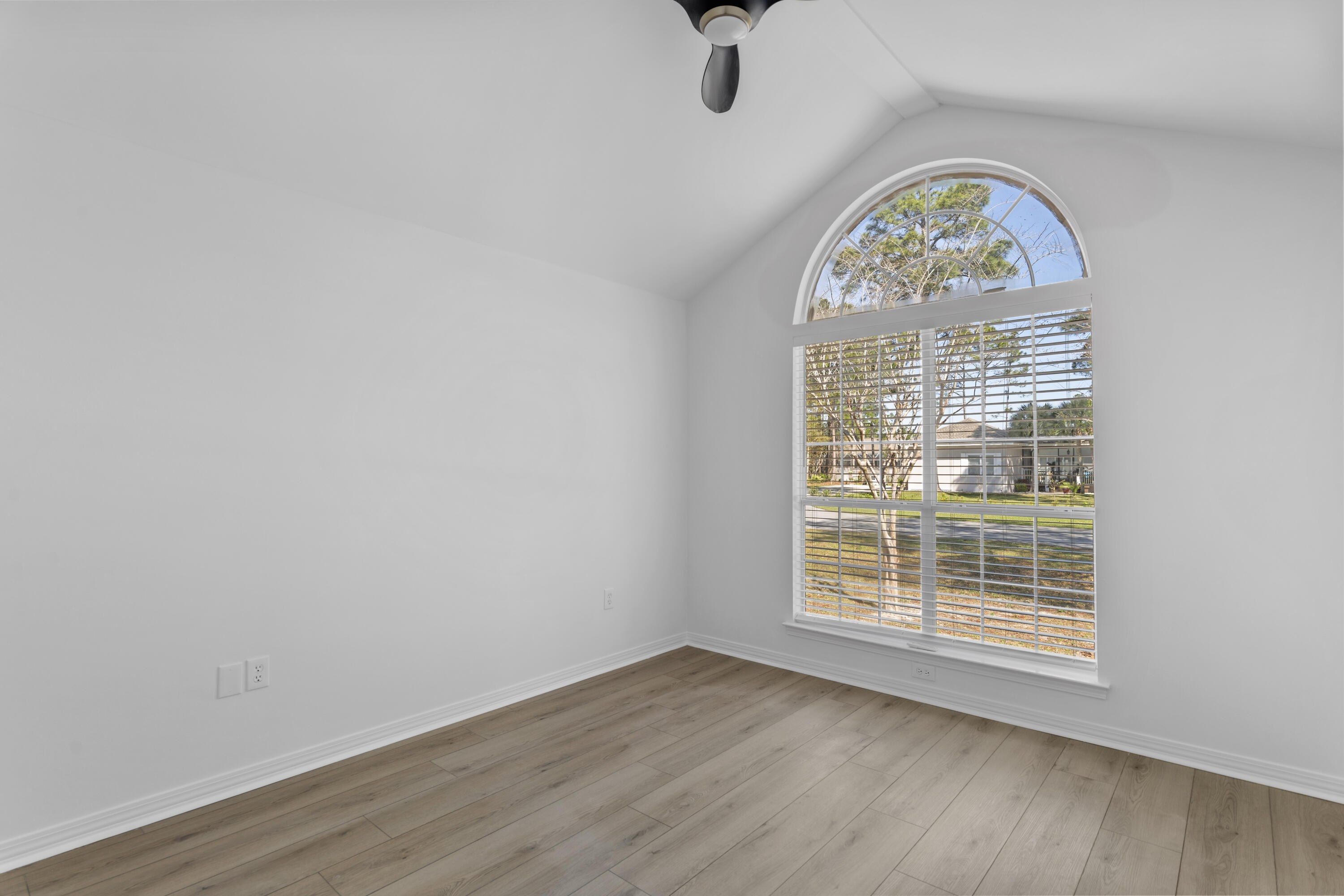 CANO ESTATES - Residential