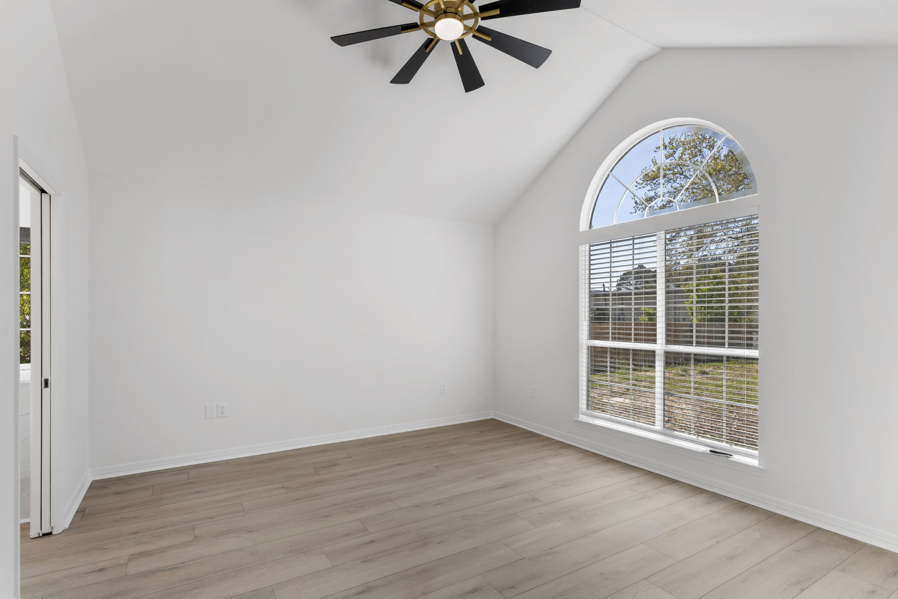 CANO ESTATES - Residential