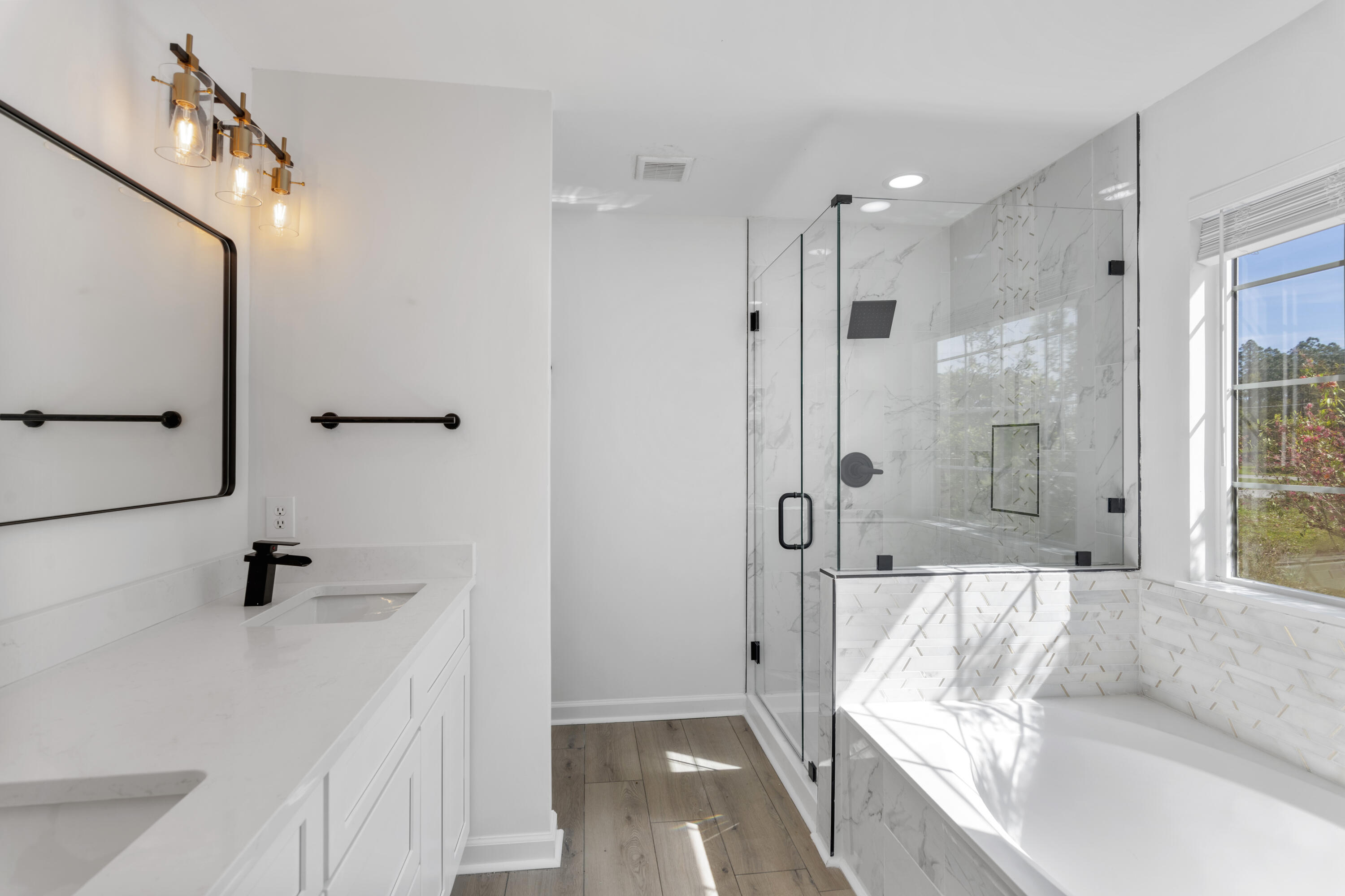 CANO ESTATES - Residential
