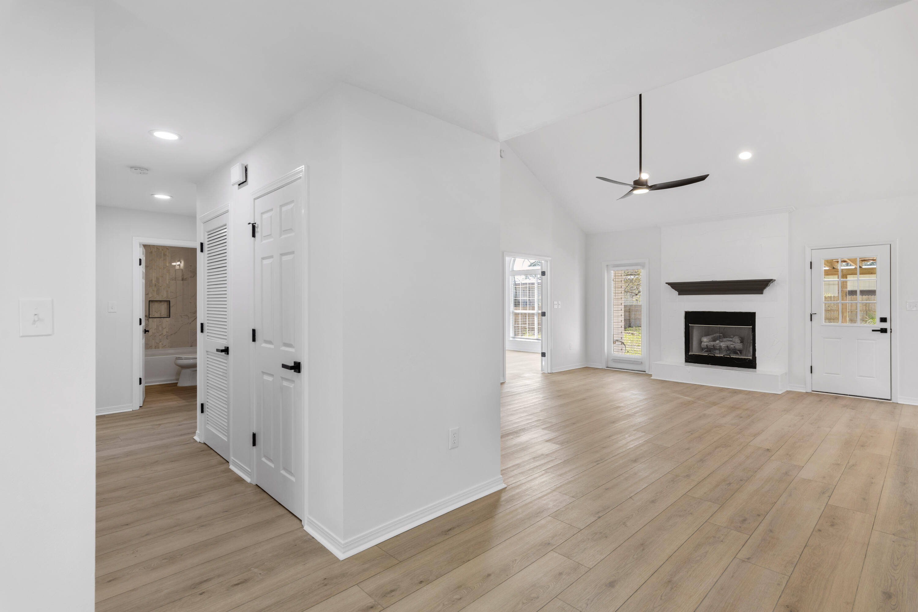 CANO ESTATES - Residential