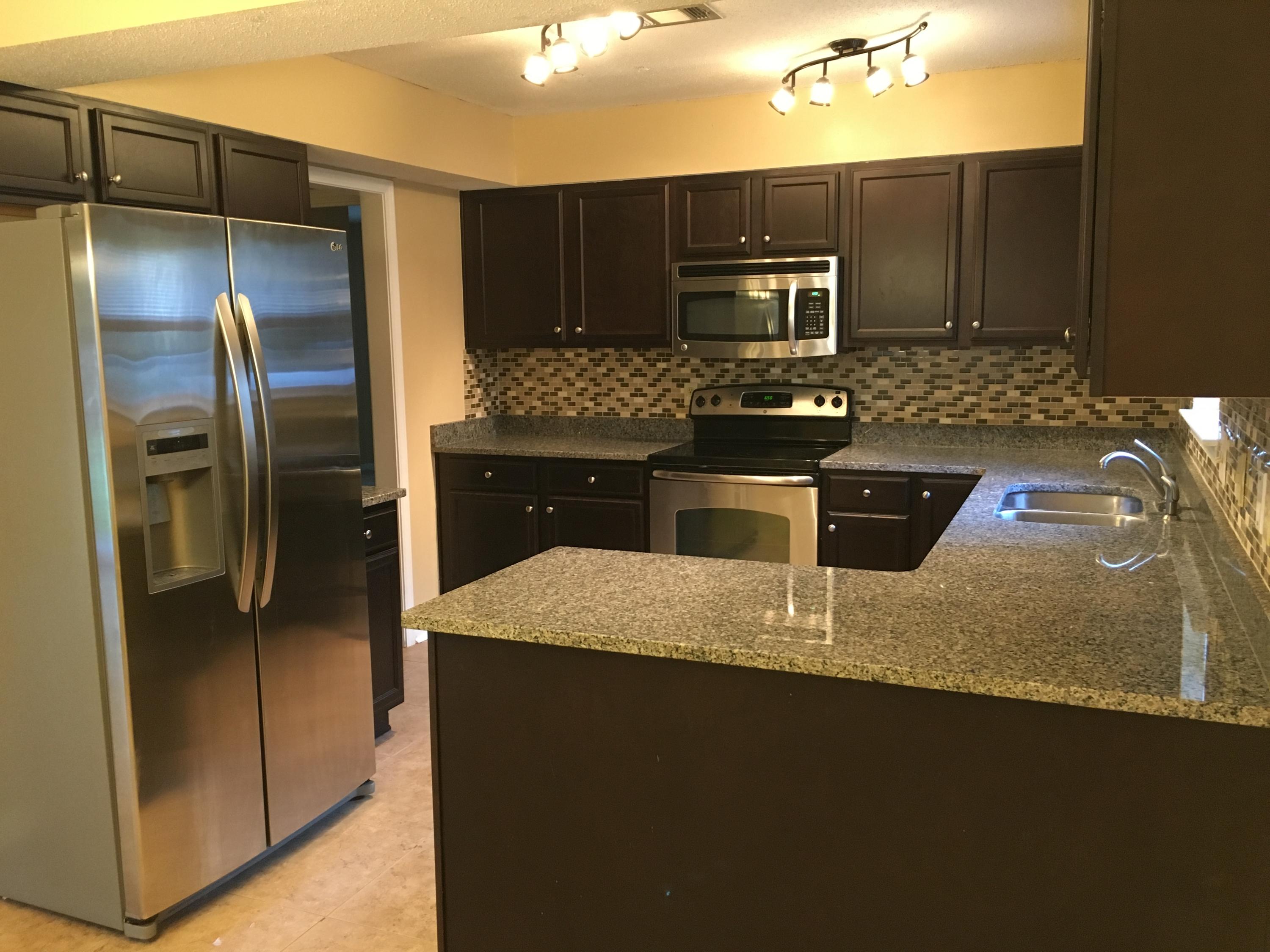 ST. ANDREWS - Residential Lease