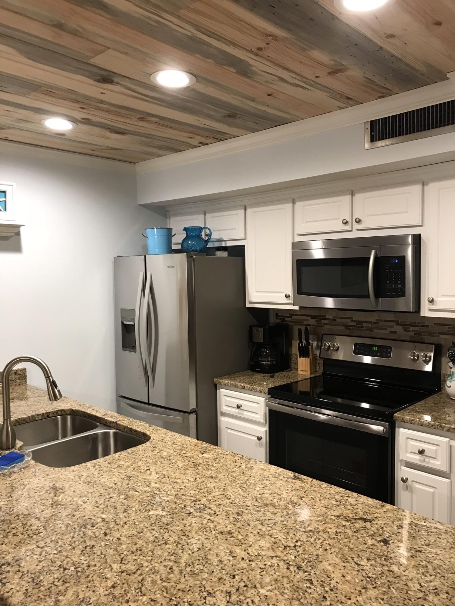BLUE SURF T/H - Residential