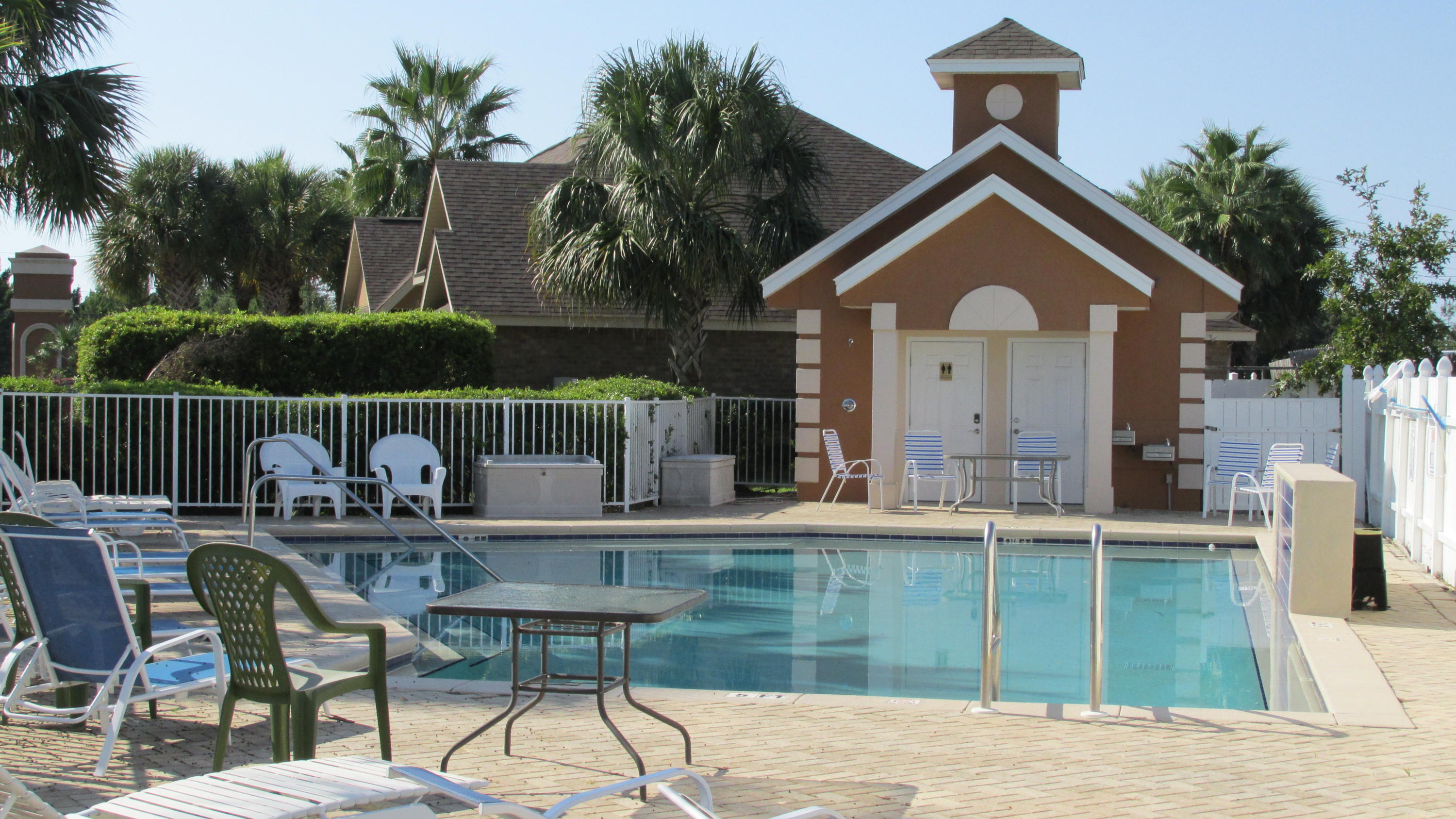 FOUNTAINVIEW - Residential Lease