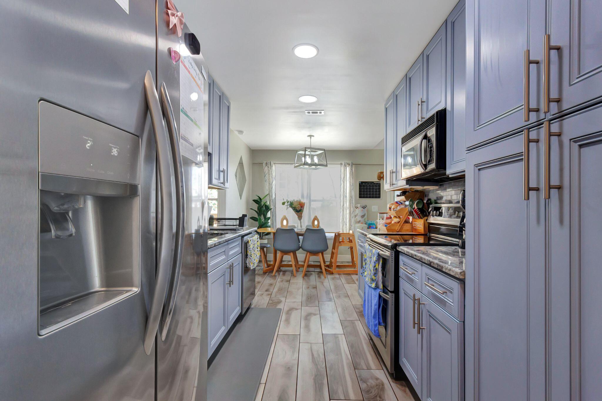 COUNTRYVIEW ESTATES - Residential Lease