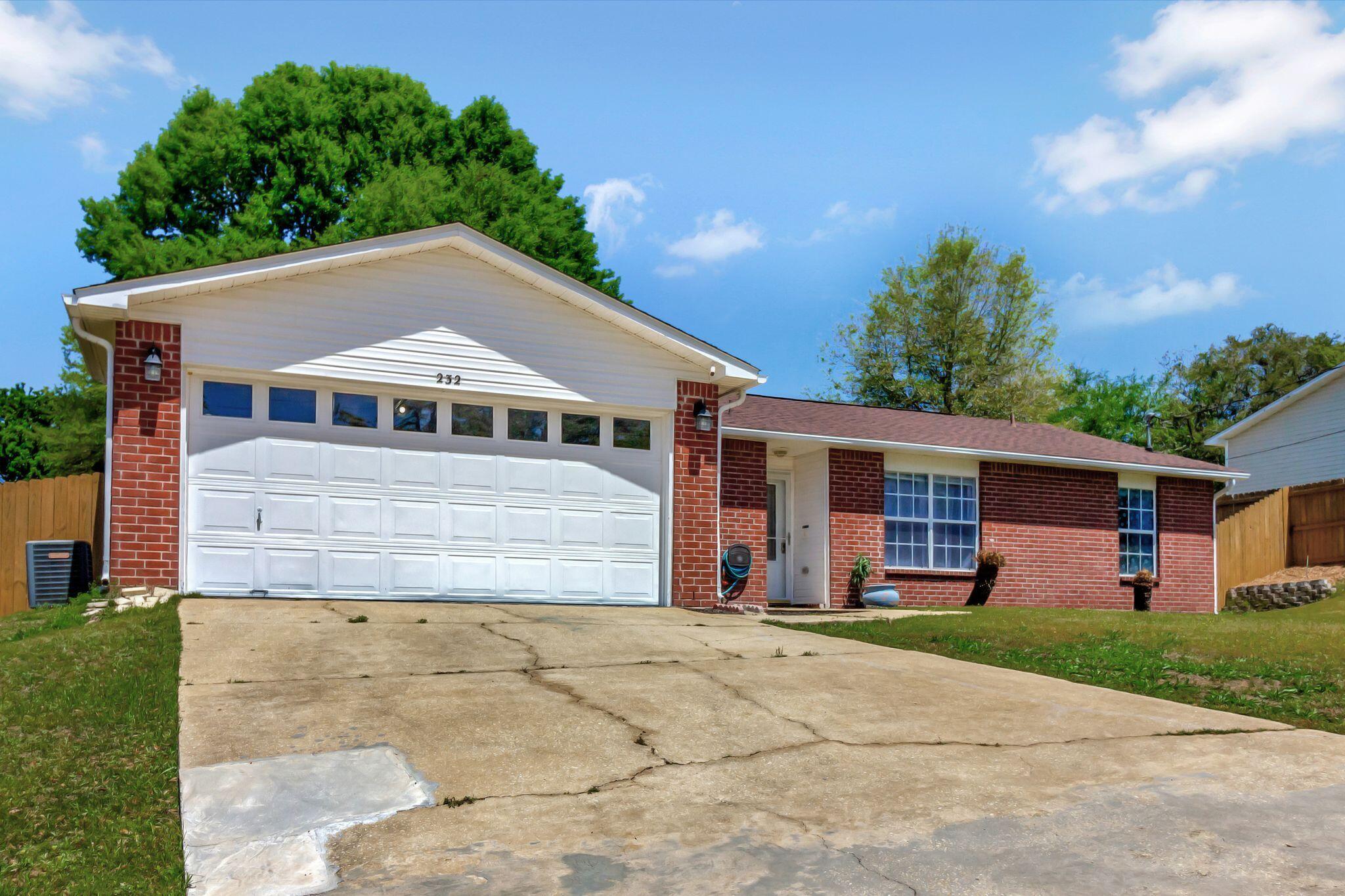 COUNTRYVIEW ESTATES - Residential Lease