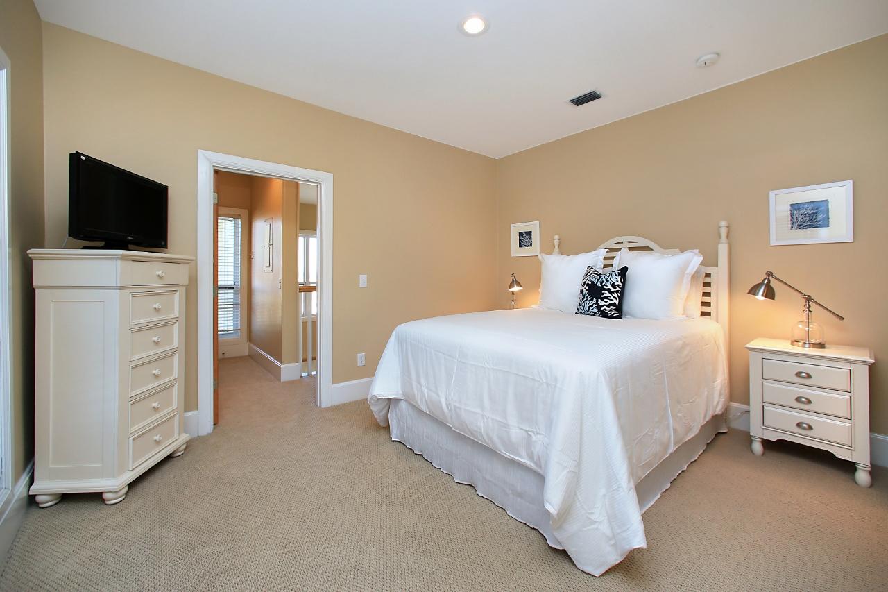 GRAYTON BEACH - Residential