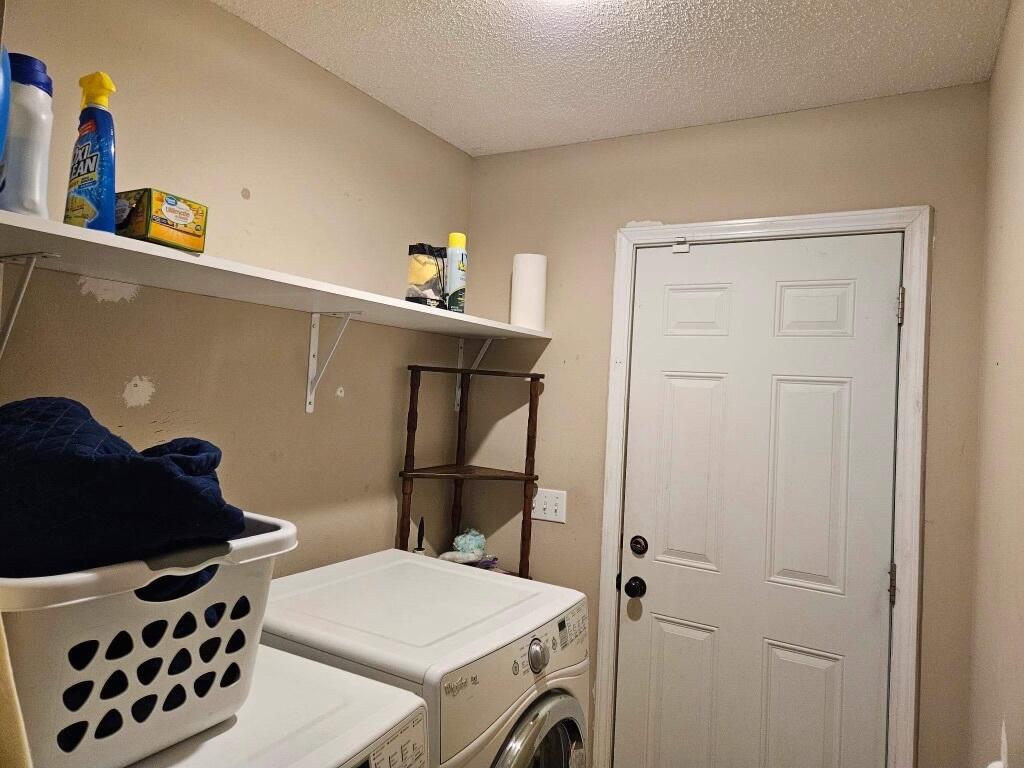 STEEPLECHASE PH II - Residential Lease